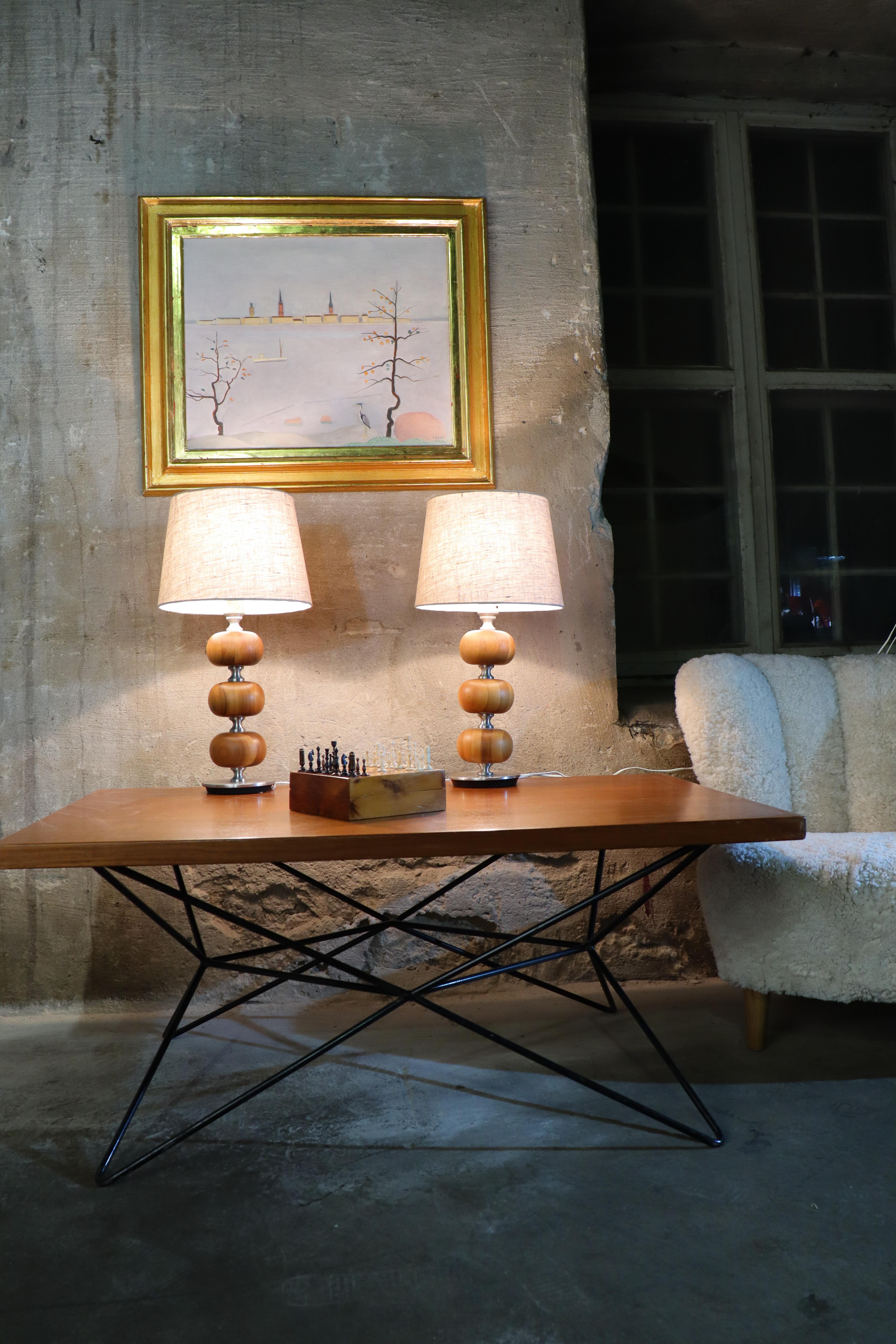 Pareja de Lámparas de Mesa, Nogal- Tranås Stilarmatur Años 60 - Henrik Blomqvist en venta 1