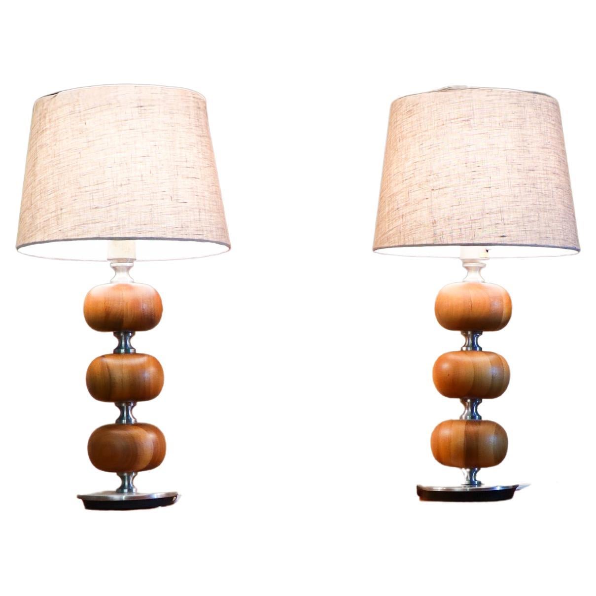Pareja de Lámparas de Mesa, Nogal- Tranås Stilarmatur Años 60 - Henrik Blomqvist