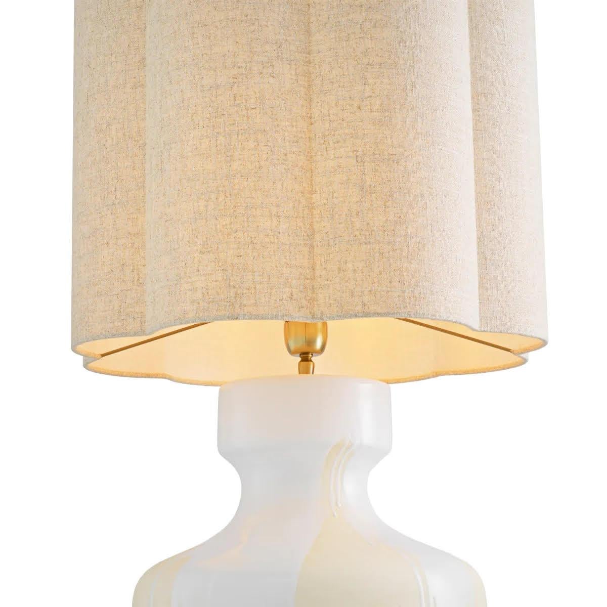 Pair of Table Lamps, White Drop Effect, Vintage Brass Finish. en Nuevo estado para la venta en Saint-Ouen, FR