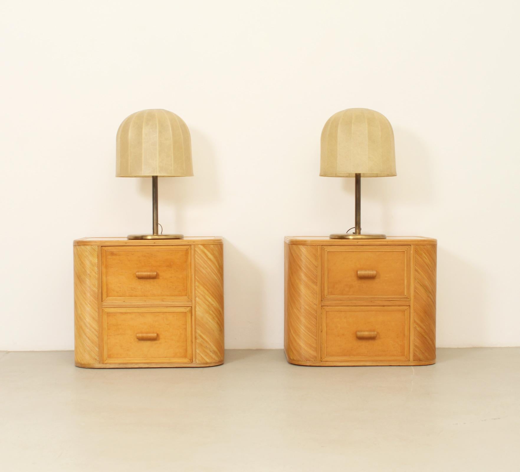 Italian Pair of Table Lamps with Cocoon Shades from 1970's For Sale