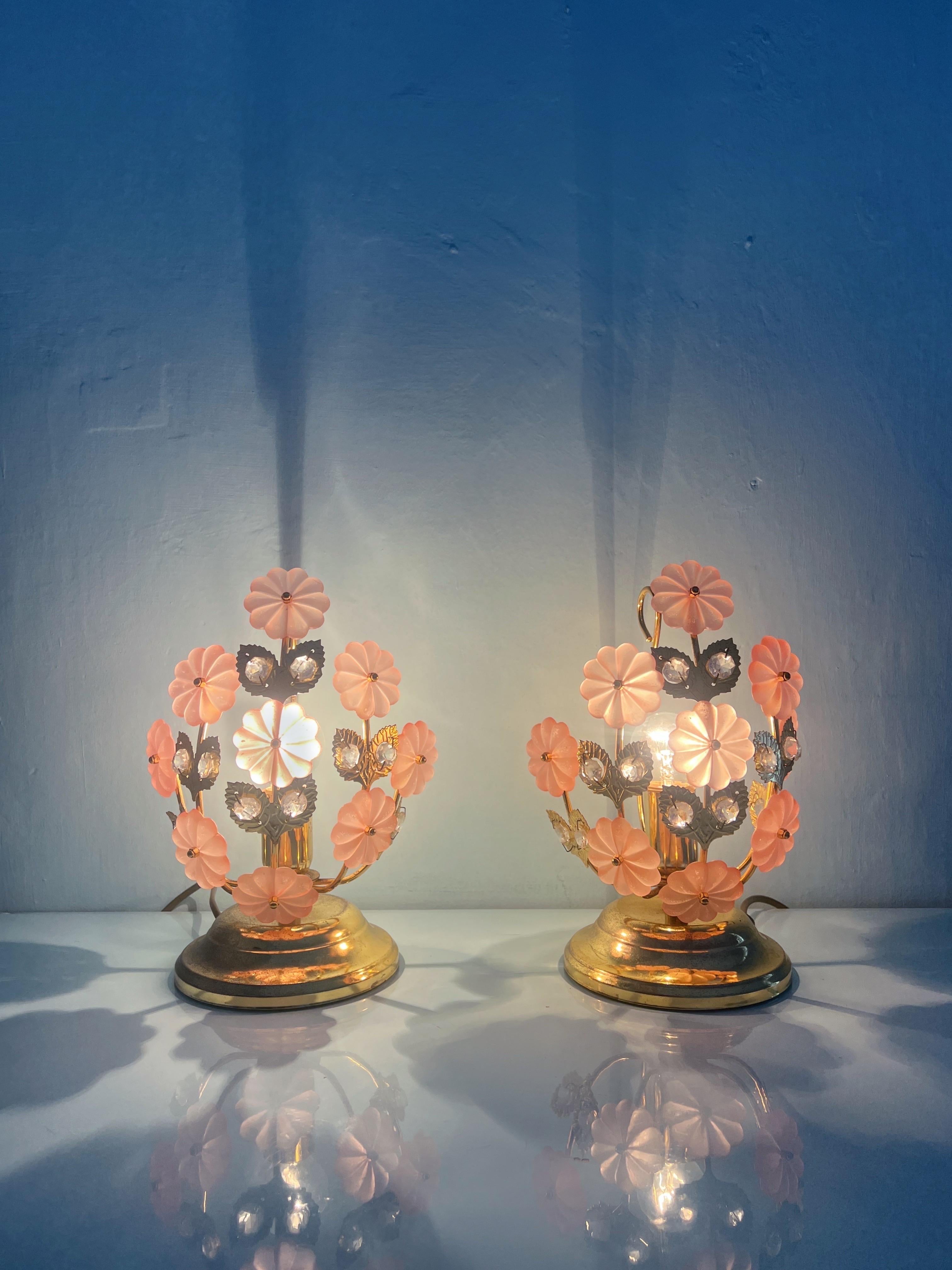 20th Century Pair of table lamps with Murano glass flowers by Banci Florence Italy 1970 For Sale