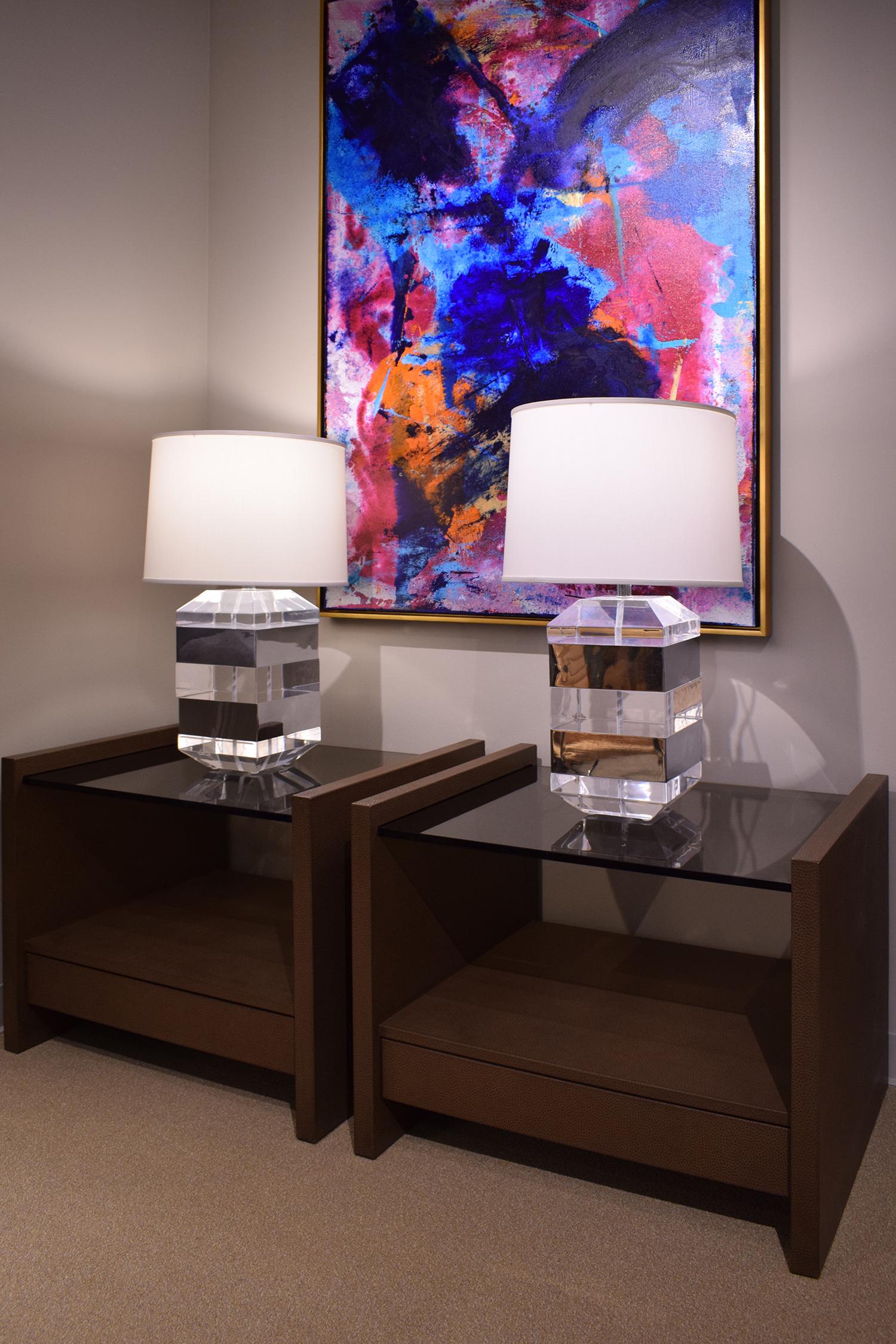 Pair of Table Lamps with Solid Lucite Blocks and Chrome Banding, 1970s In Excellent Condition In New York, NY