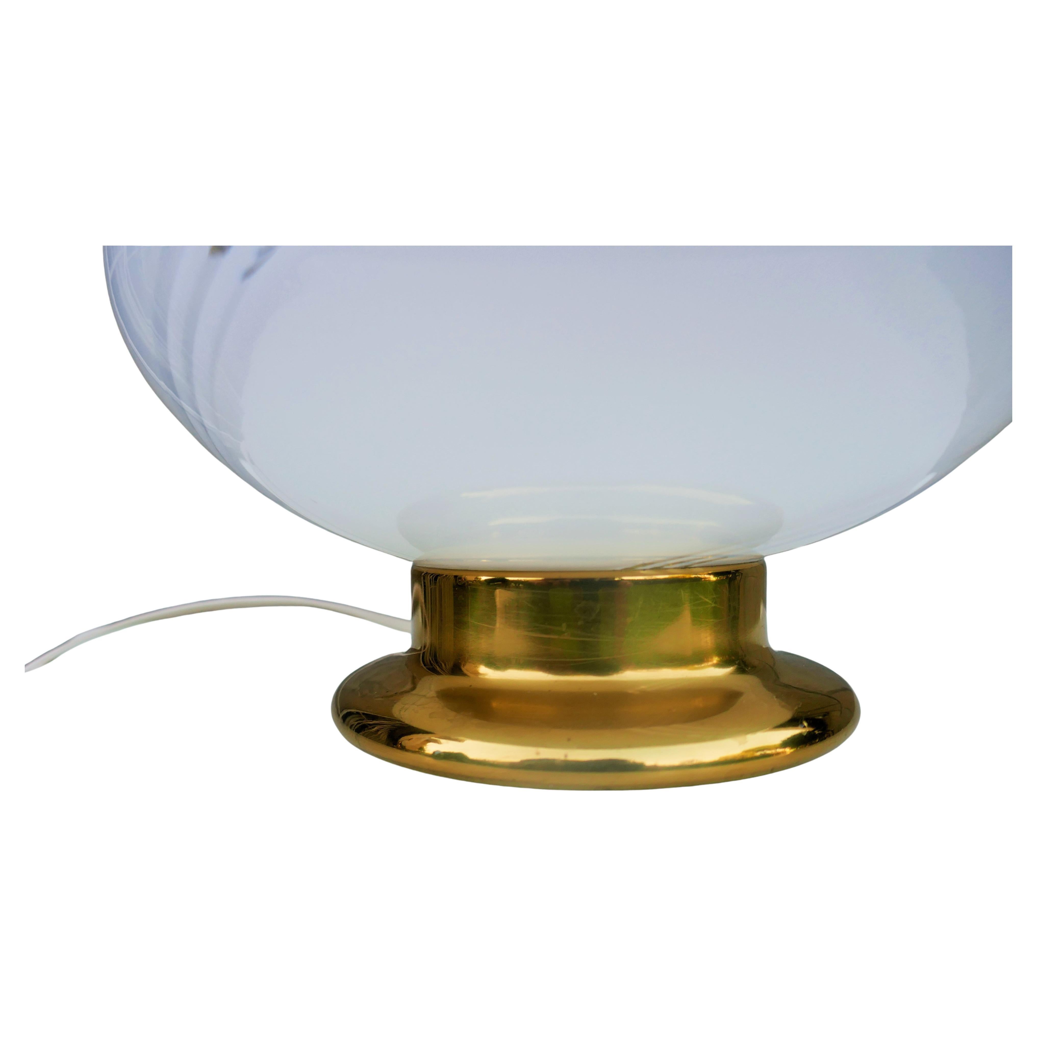 Par de lámparas de mesa o mesilla de noche de estilo Venini Murano espiral o vórtice Italian en venta