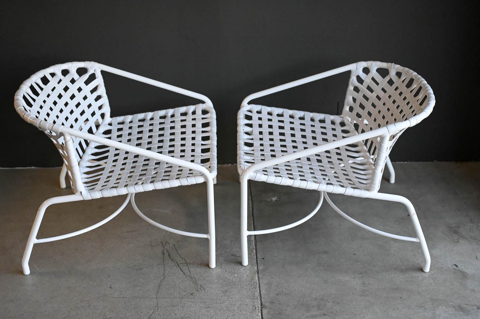 Mid-Century Modern Pair of Tadao Inouye for Brown Jordan Kantan Lounge Chairs, ca. 1960 For Sale