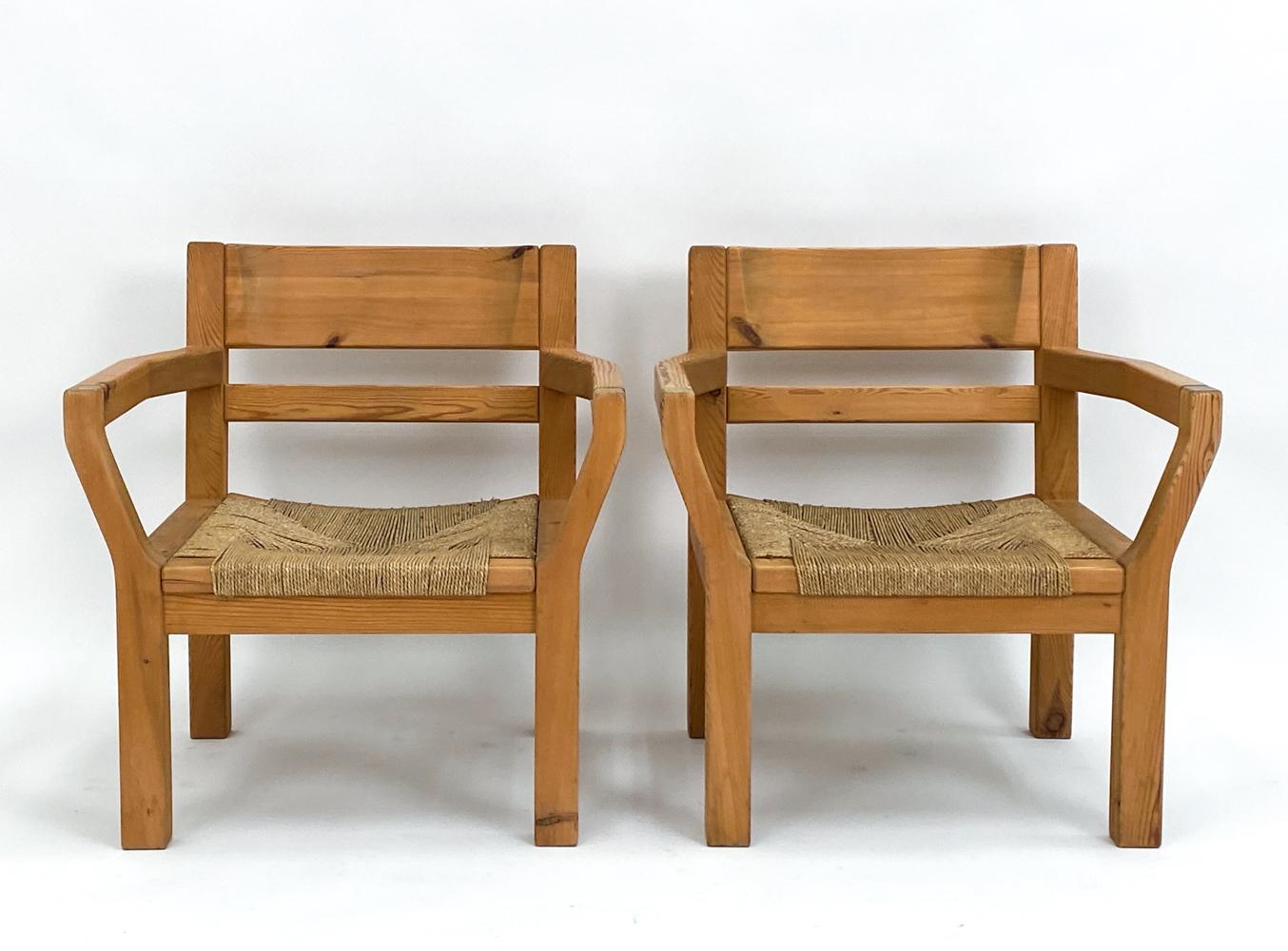 Pair of Tage Poulsen Pine & Rush Seat Lounge Chairs, c. 1970's In Good Condition For Sale In Norwalk, CT