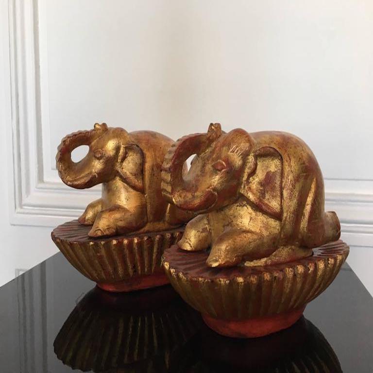 Thai Pair of Taï Boxes Representing Elephants For Sale