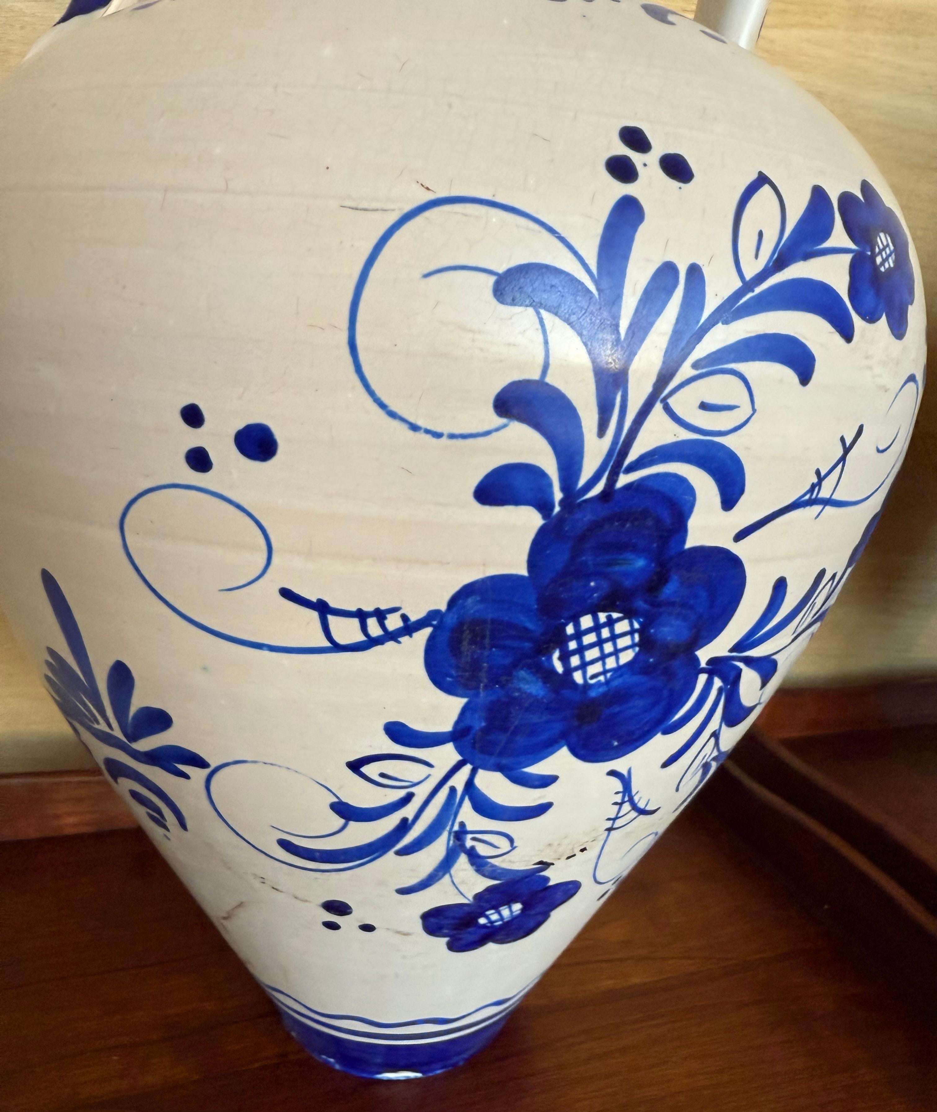 Paar Talavera Dekorative Vase aus Keramik, Blau & Weiß im Angebot 7