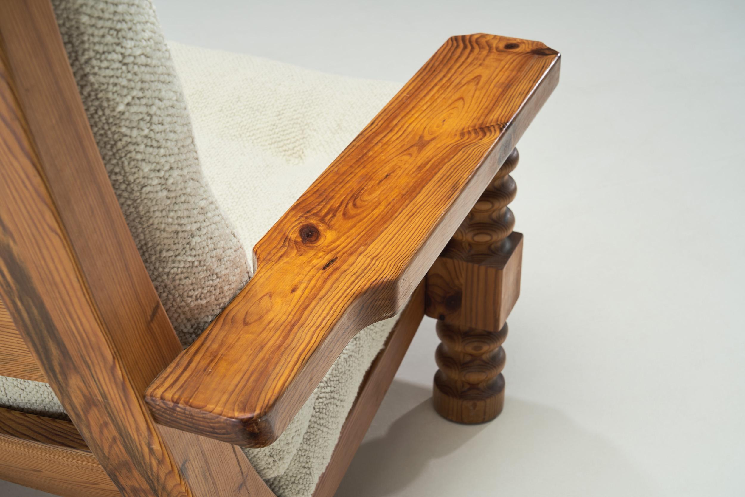 Pair of “Tälja” Armchairs with Sculpted Legs by Sven Larsson, Sweden 1960s For Sale 3