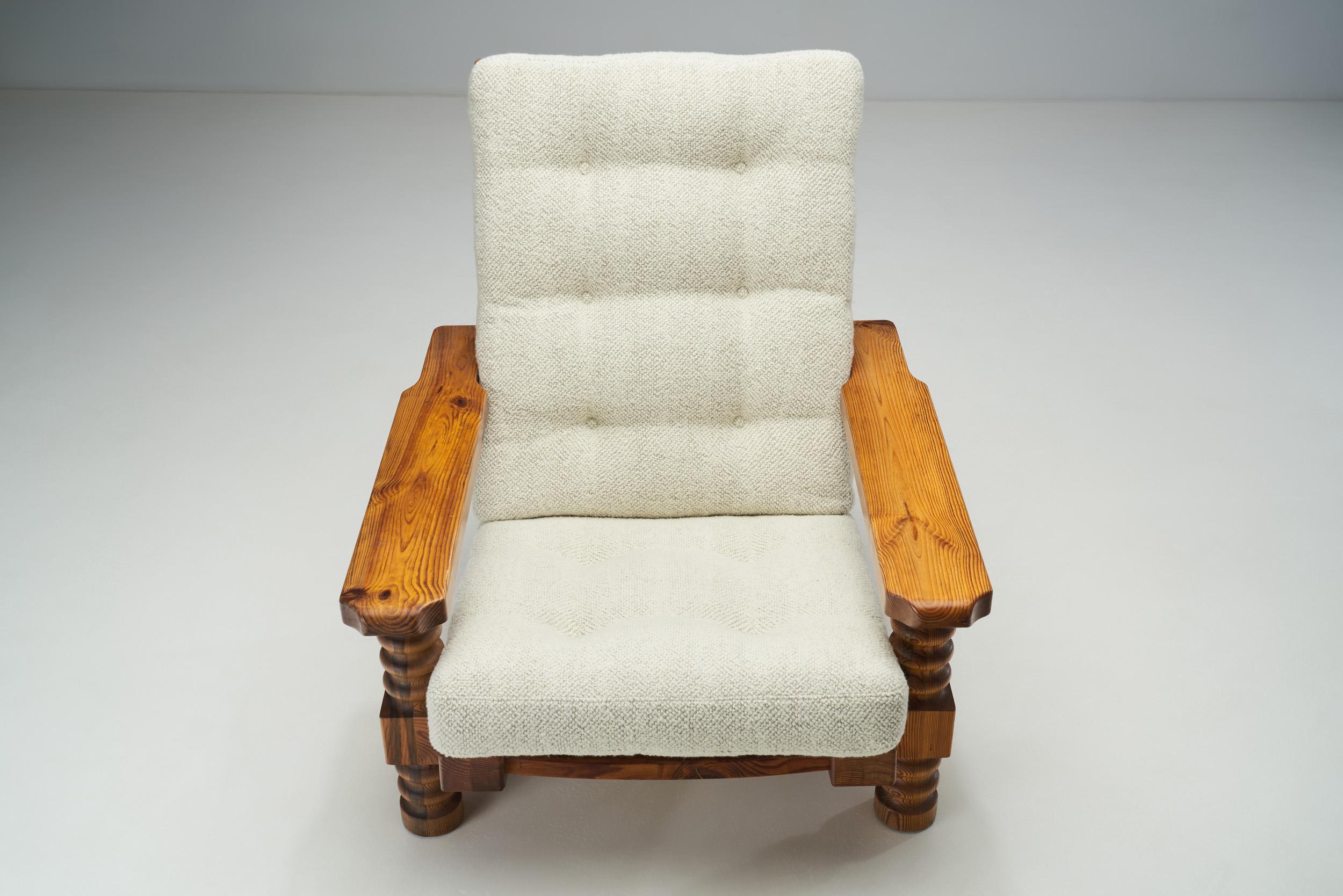 Mid-20th Century Pair of “Tälja” Armchairs with Sculpted Legs by Sven Larsson, Sweden 1960s For Sale