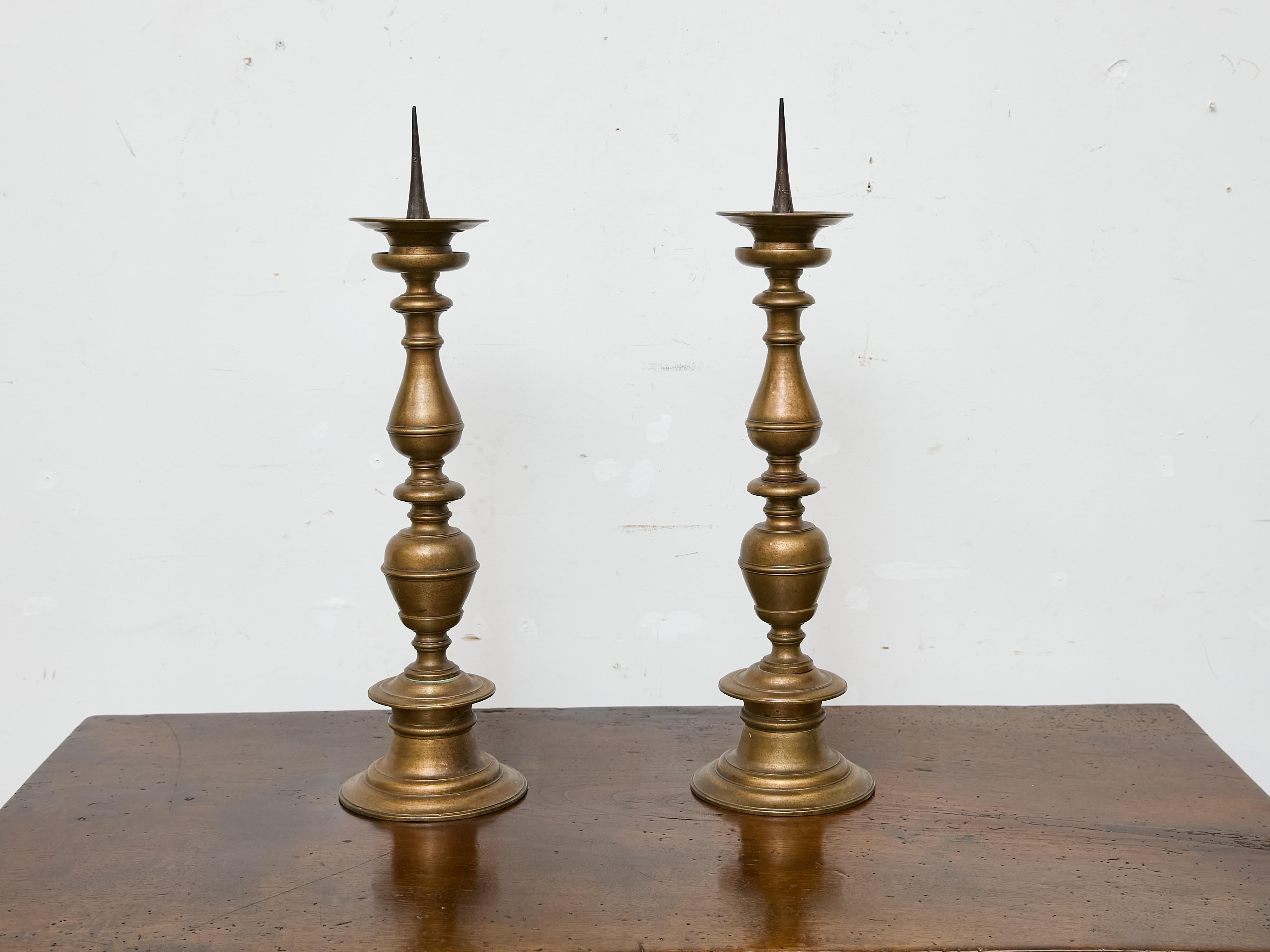 Pair of Tall 18th Century Italian Bronze Pricket Candlesticks For Sale 8