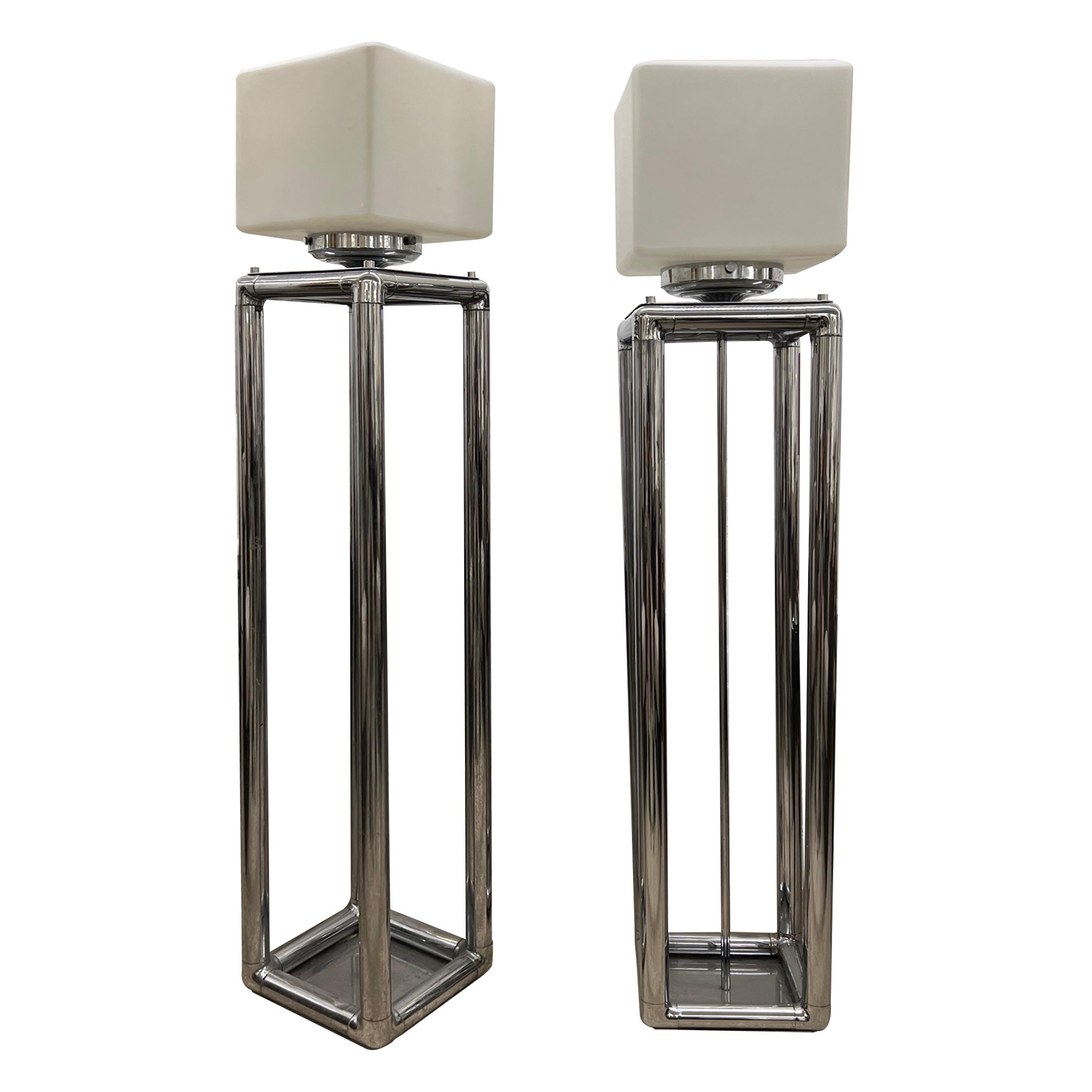 Mid-Century Modern Pair of Tall 1970s Modernist Chrome Floor Lamps, Frosted Glass Cube Shades For Sale