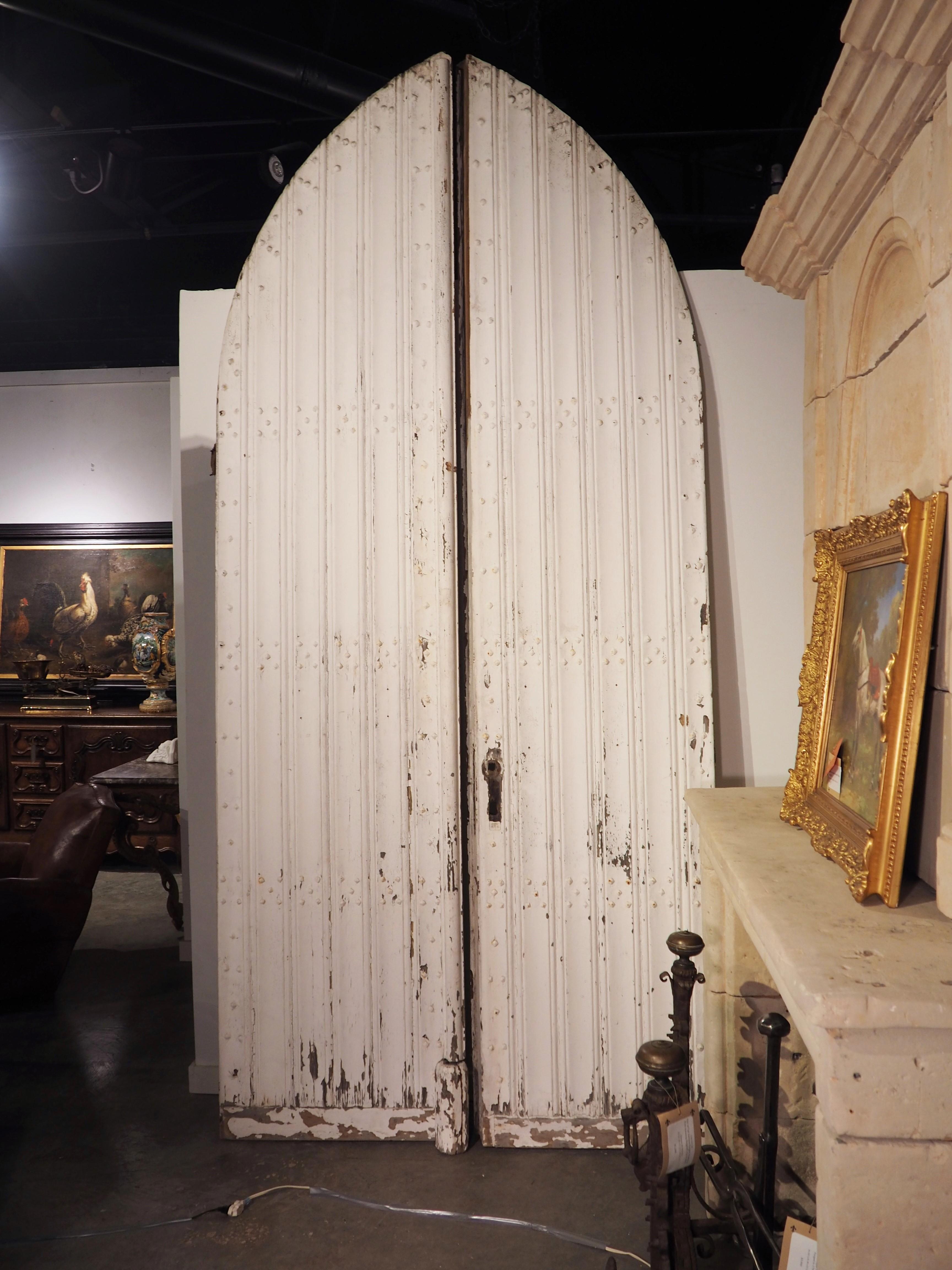 Pair of Tall 19th Century Chapel Doors from Belgium For Sale 5