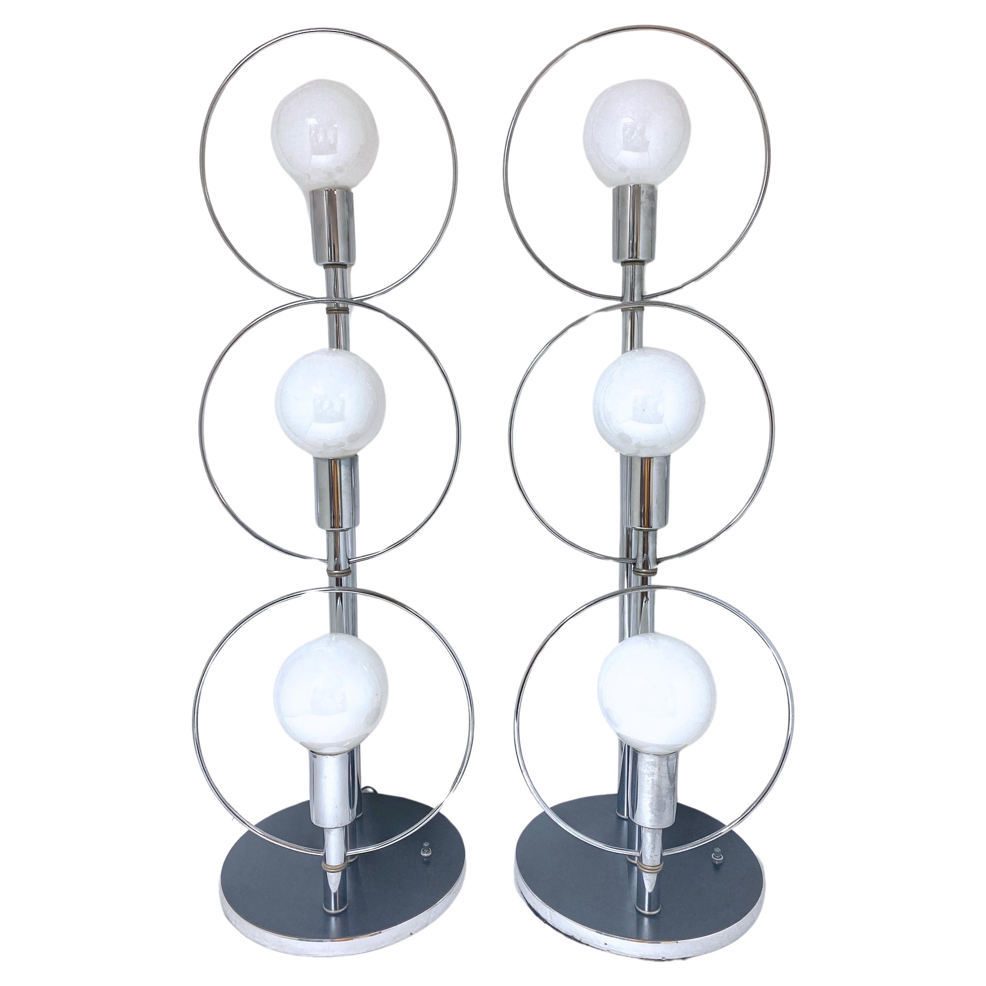 Pair of Tall 70s' polished Chrome Mod Ring Lamps, Attributed to Robert Sonneman