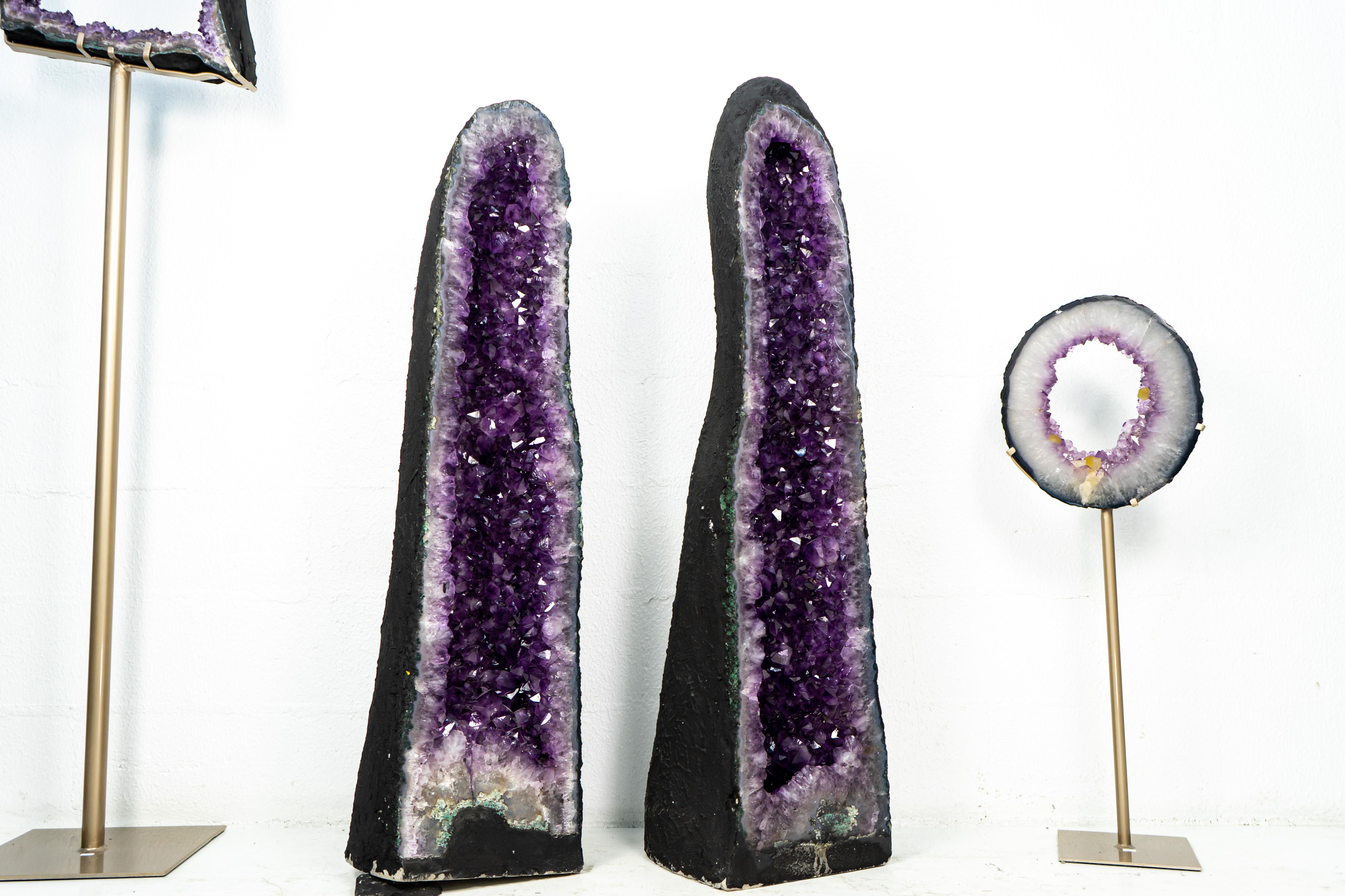 Pair of Tall Amethyst Cathedral Geodes with Deep Purple AAA Amethyst Druzy In Excellent Condition For Sale In Ametista Do Sul, BR