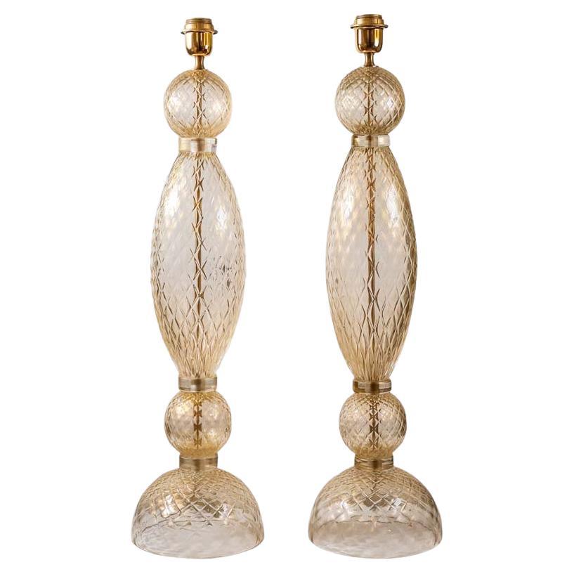 Pair of tall blown clear glass with gold inclusion table lamps by Alberto Dona in vendita