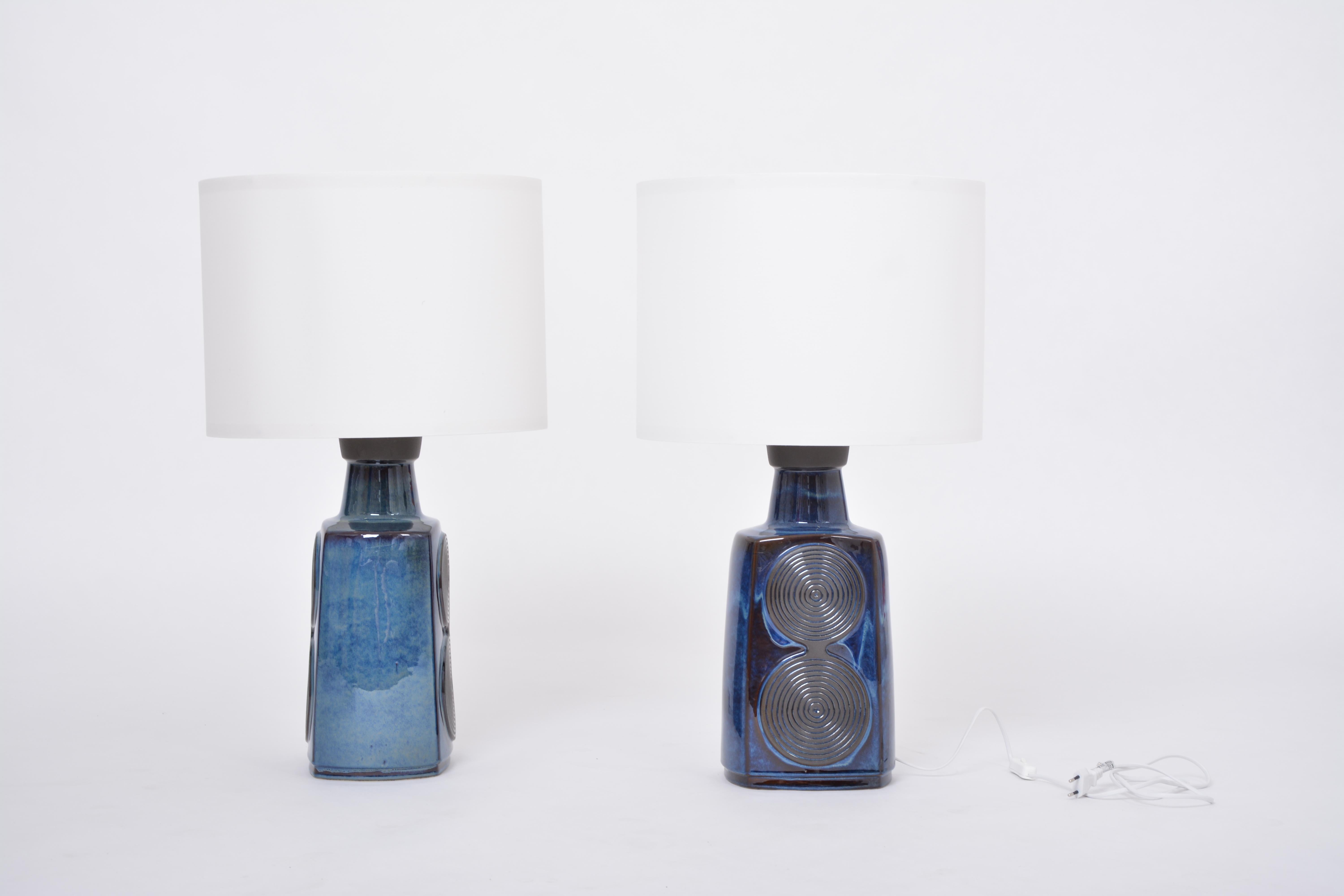 Glazed Pair of tall blue midcentury table lamps model 3461 by Einar Johansen for Soholm For Sale