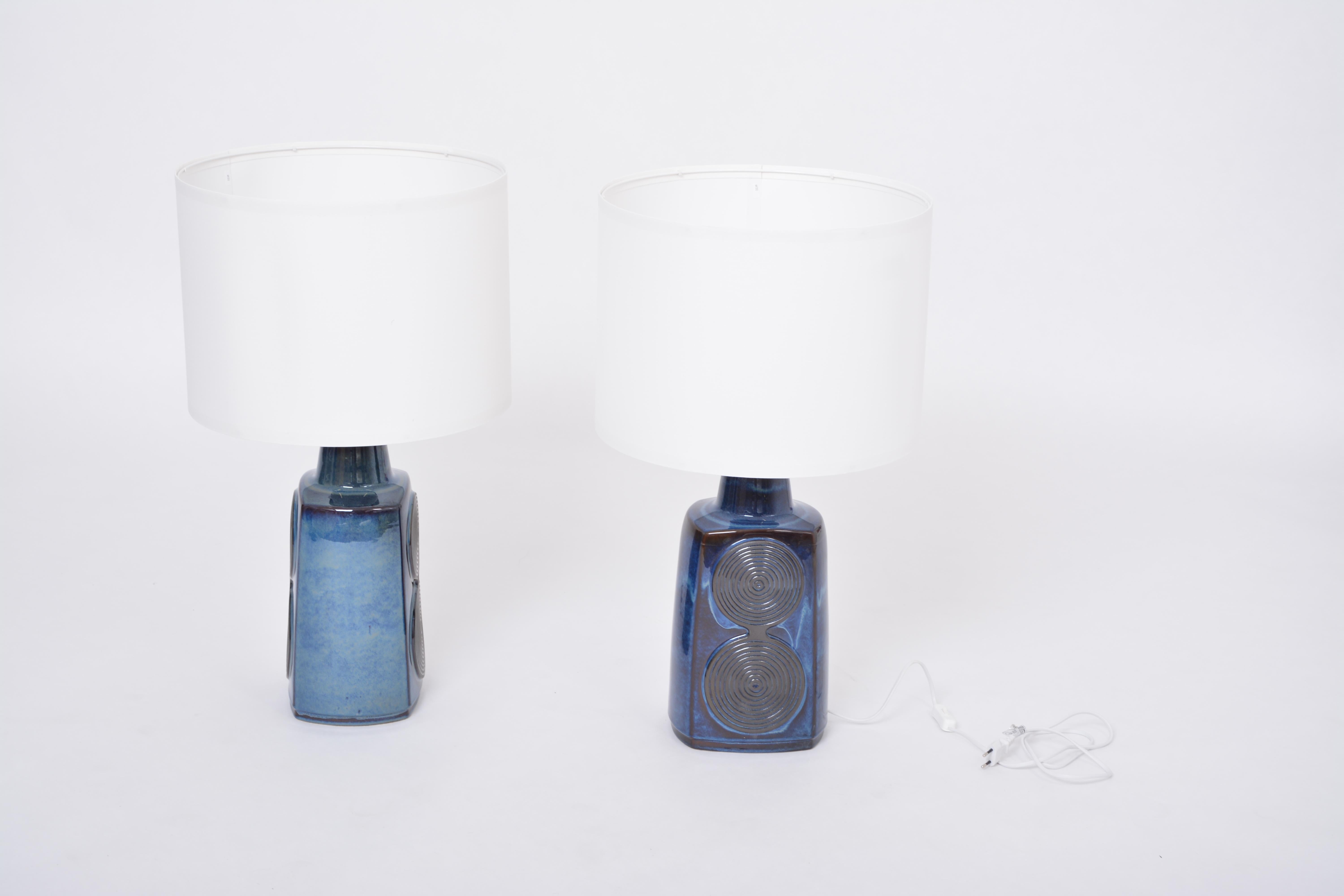 Pair of tall blue midcentury table lamps model 3461 by Einar Johansen for Soholm In Excellent Condition For Sale In Berlin, DE