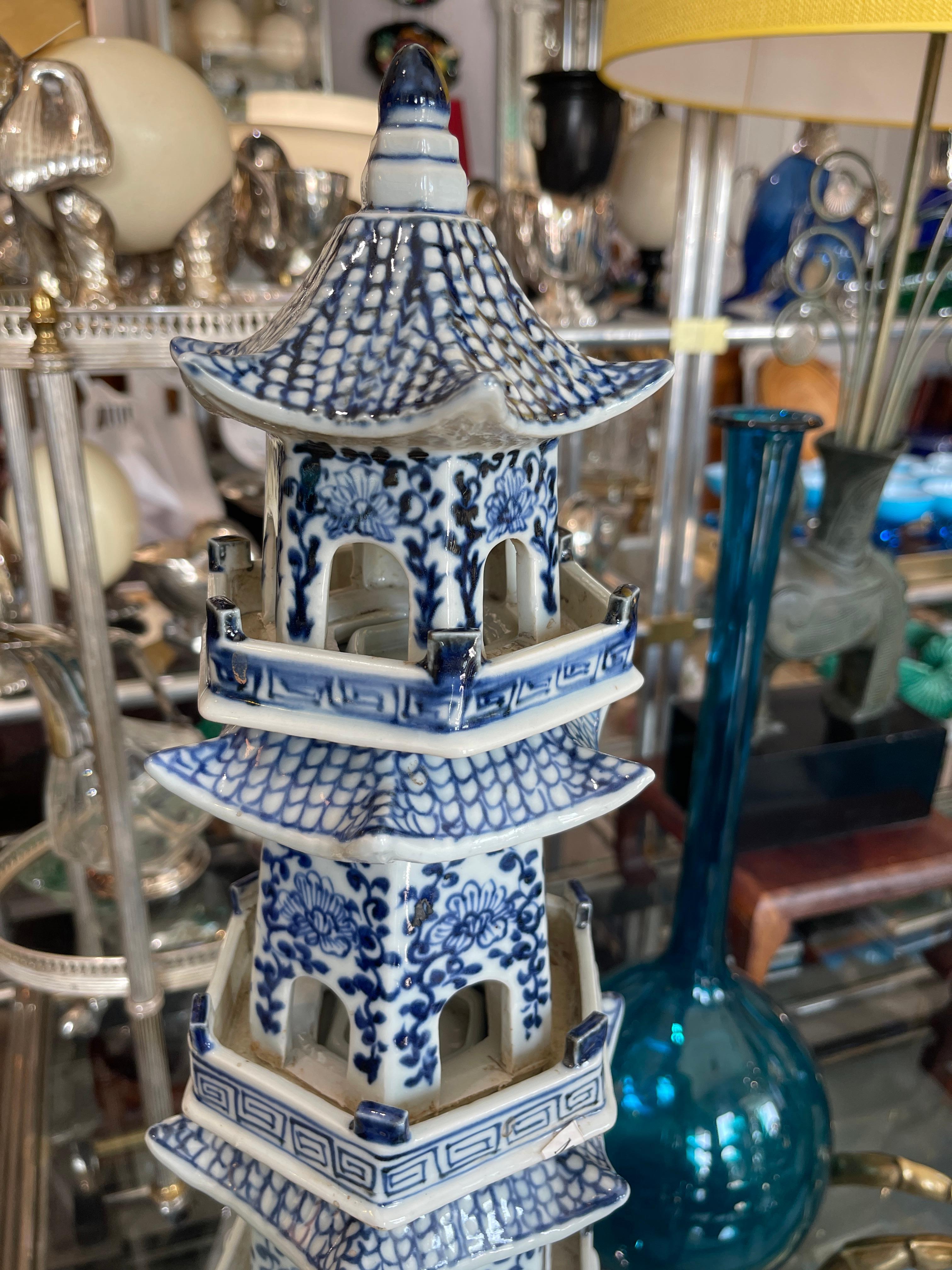 Pair of Tall Chinese Blue & White Porcelain Pagoda  For Sale 4