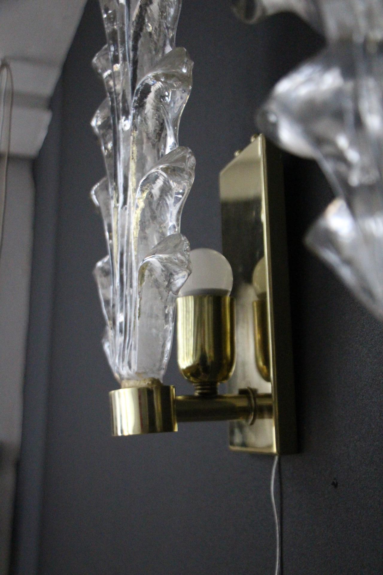 Coppia di lampade alte a foglia di palma in vetro di Murano trasparente in stile Barovier in vendita 2