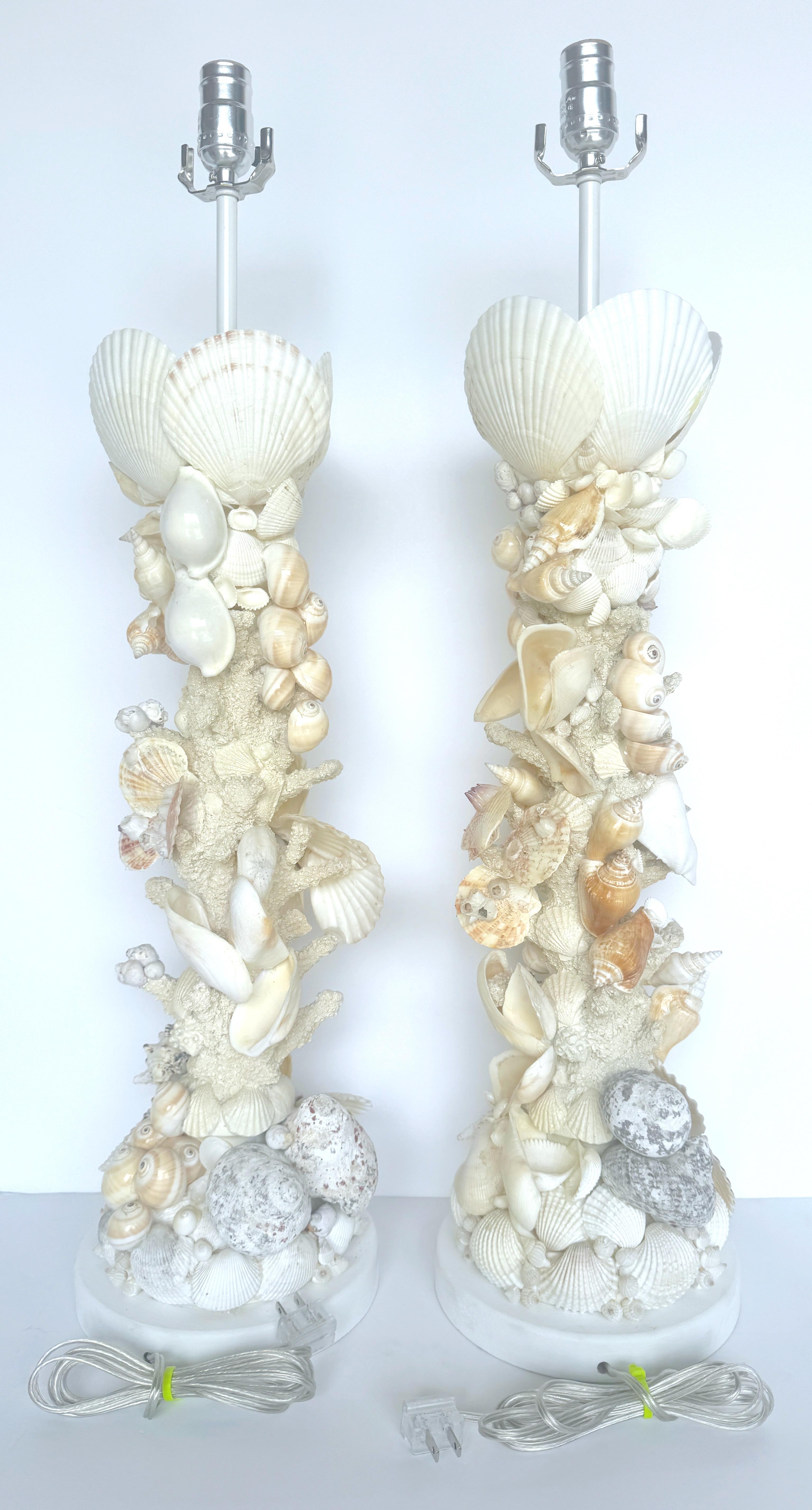 Pair of Tall Coastal Seashell Encrusted Column Lamps In Good Condition For Sale In West Palm Beach, FL