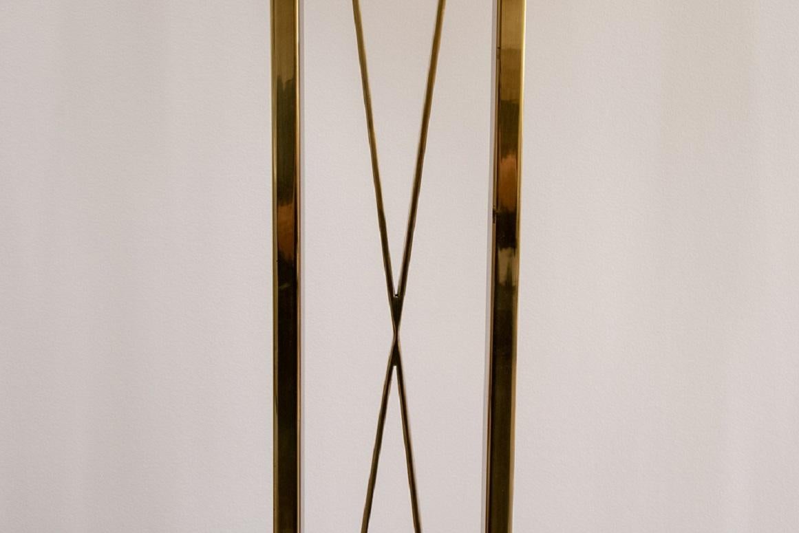 Pair of Tall Contemporary Designer Brass Floor Lamps In Good Condition In Bridgeport, CT