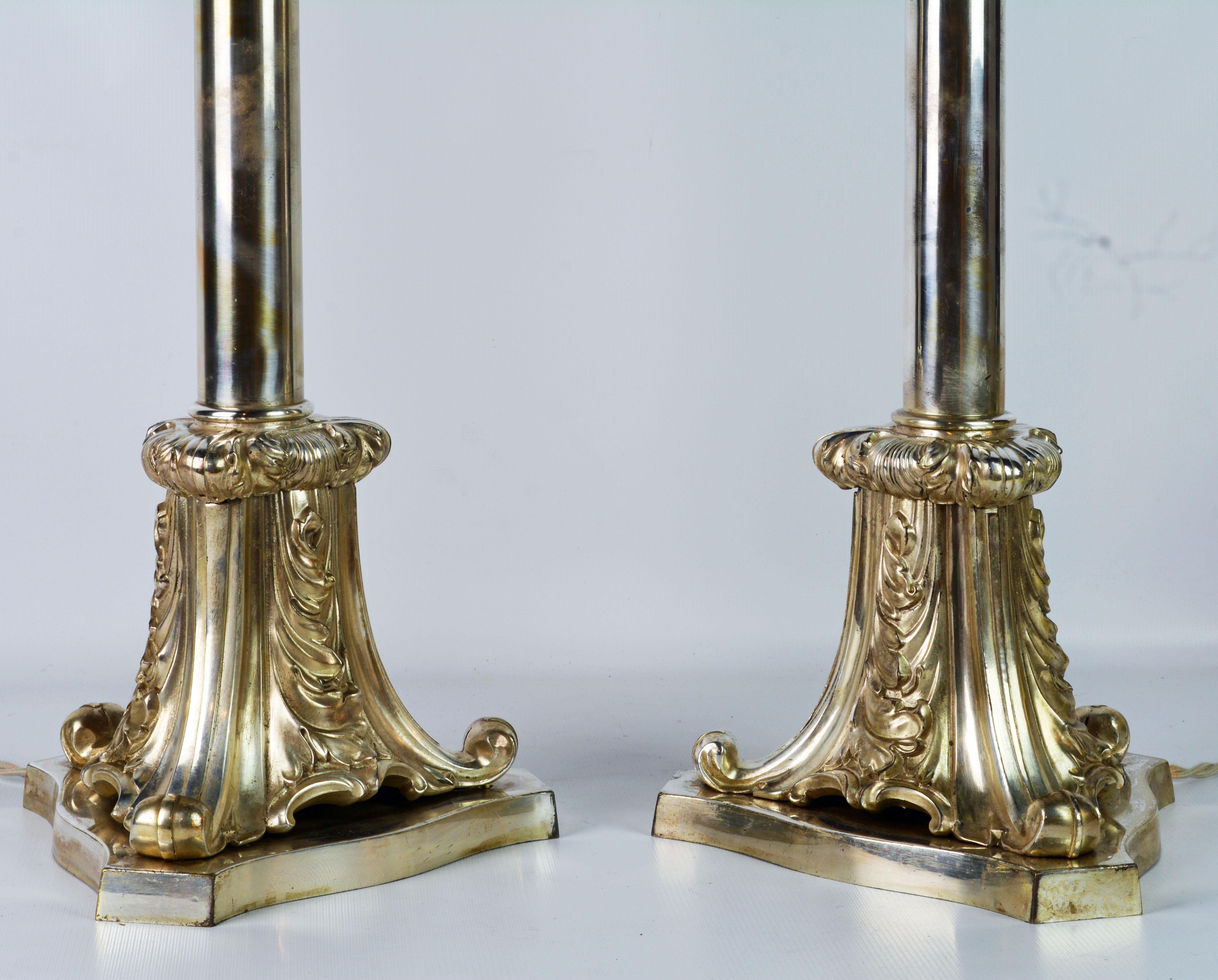 Pair of Tall Early 20th Century English Edwardian Silver Plated Column Lamps In Good Condition In Ft. Lauderdale, FL