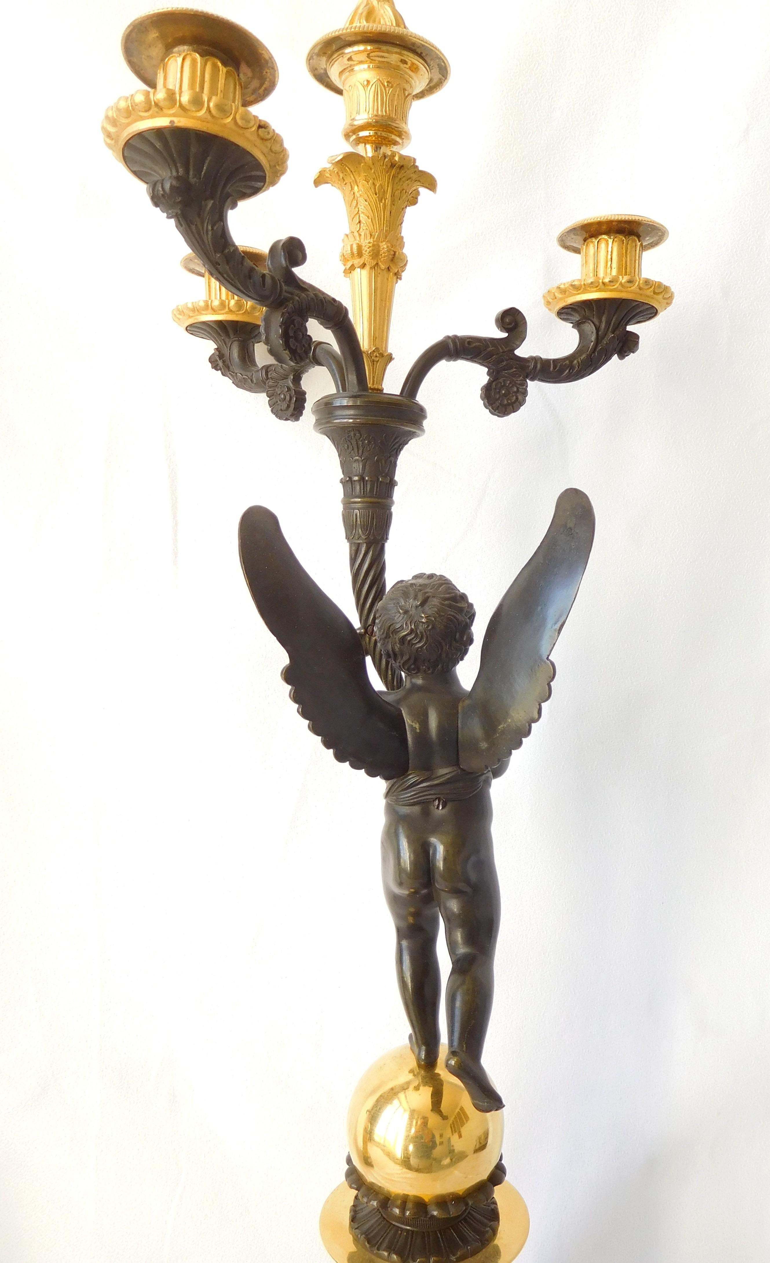Paire de grands candélabres Empire en bronze et bronze attribuée à Gerard Jean Galle en vente 5