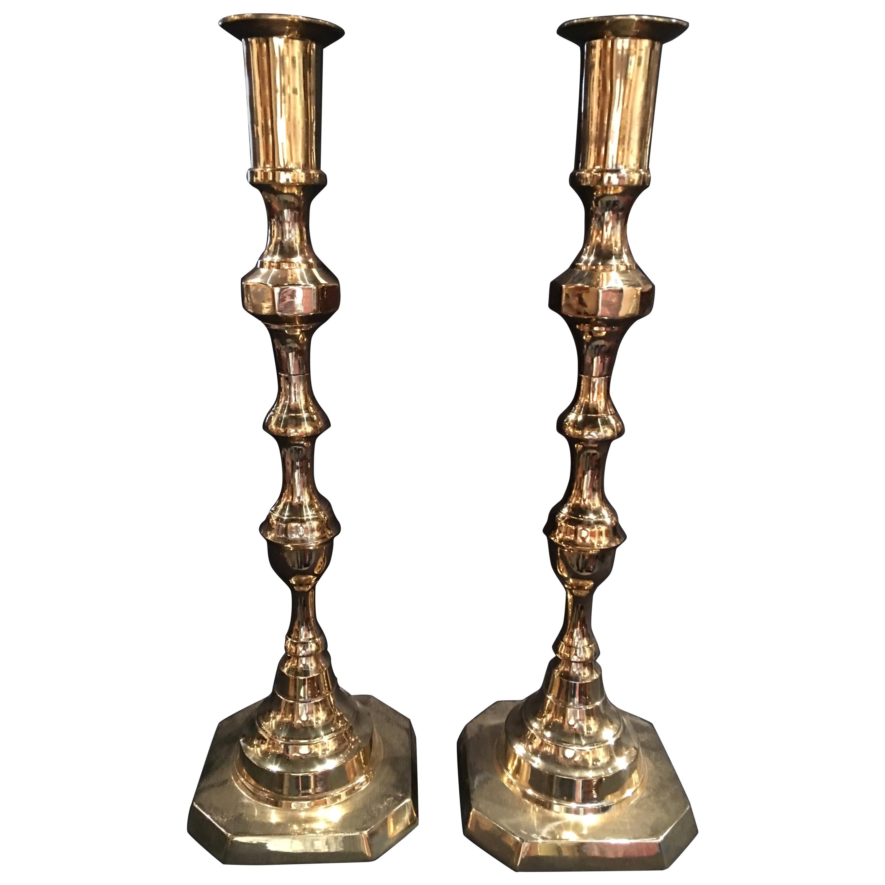 Pair of Tall English Polished Brass Candlesticks, 19th Century For Sale