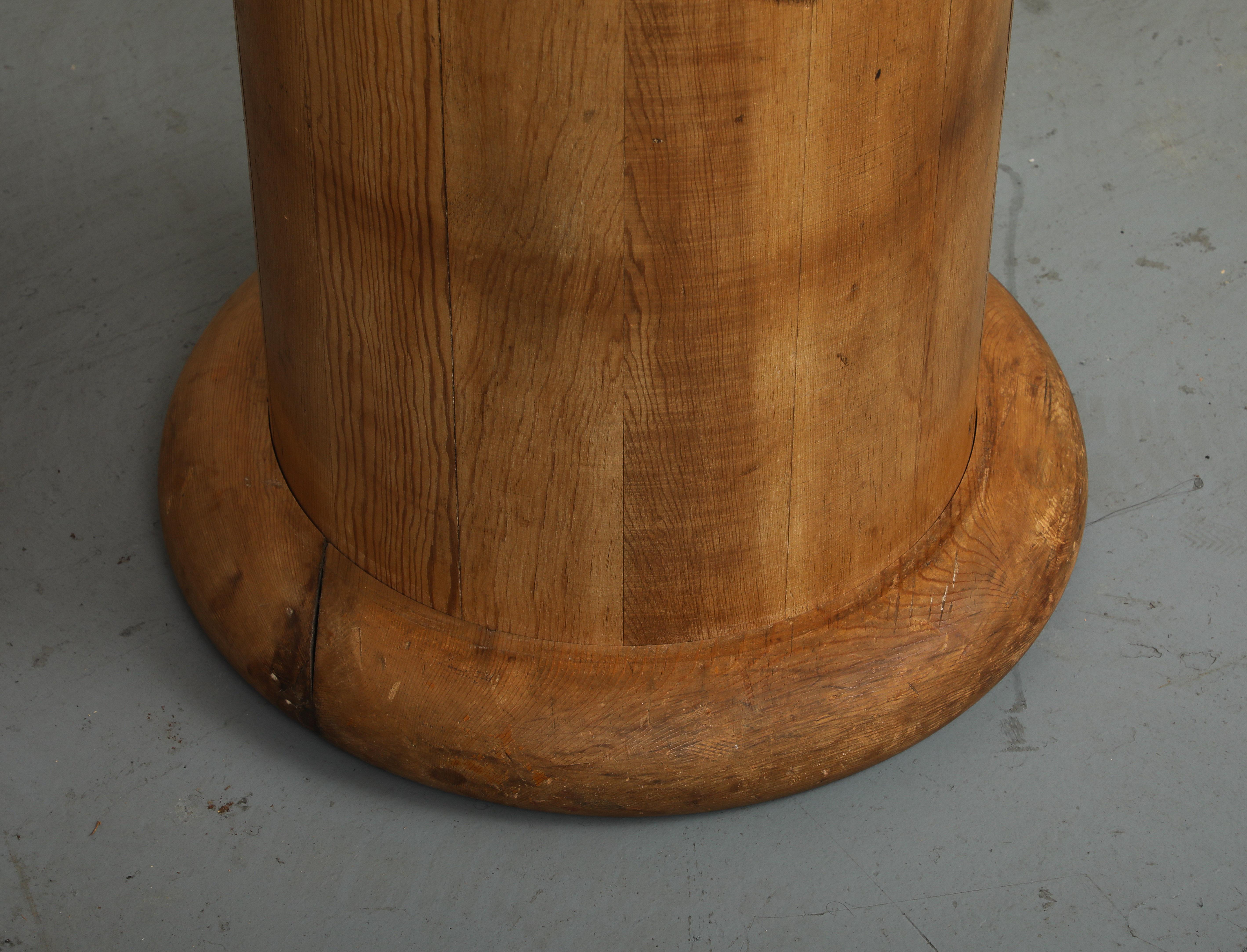 Pair of Tall Fluted Decorative Wood Columns, c. 1930 in vendita 10