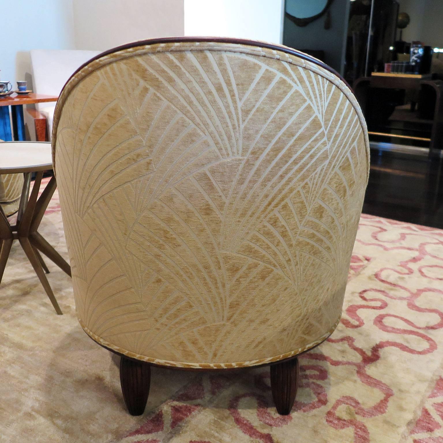 rounded chair