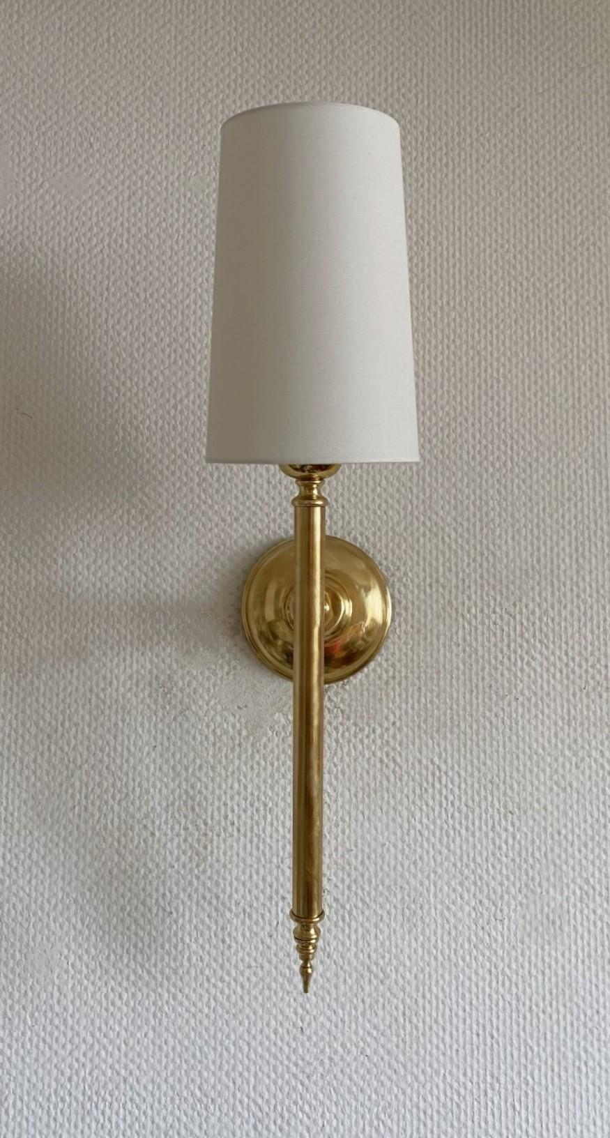 Art Deco Pair of Maison Jansen Brass Wall Sconces Lights, France, 1950s For Sale