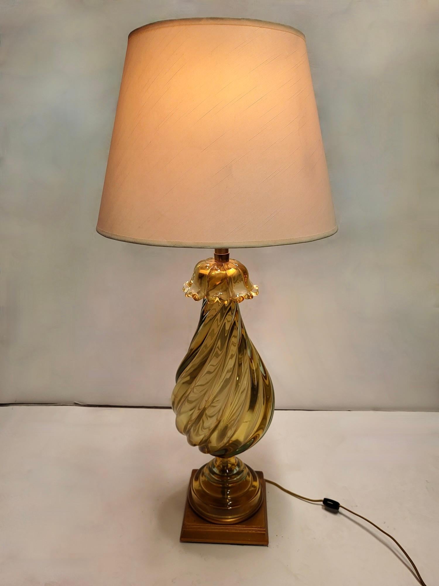Paire de lampes de bureau hautes en verre, vers 1940 en vente 2