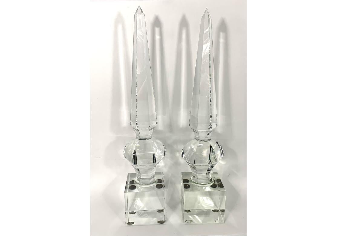 Néoclassique Pair Of Tall Lead Crystal Obelisks Attributed To John Richards en vente
