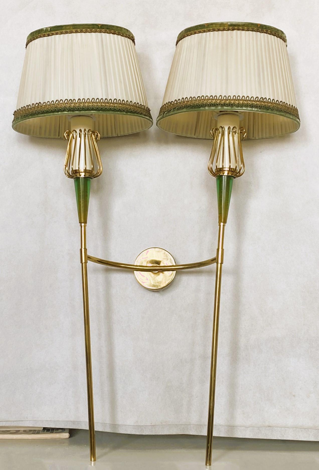 Pair of Maison Lunel Brass Two-Light Wall Sconces, France, 1950s In Good Condition For Sale In Frankfurt am Main, DE