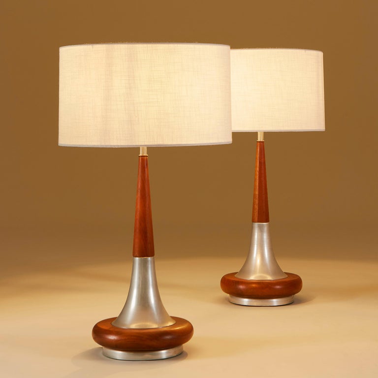 Pair of Tall Mid-Century Modern American Walnut and Brass Table Lamps ...