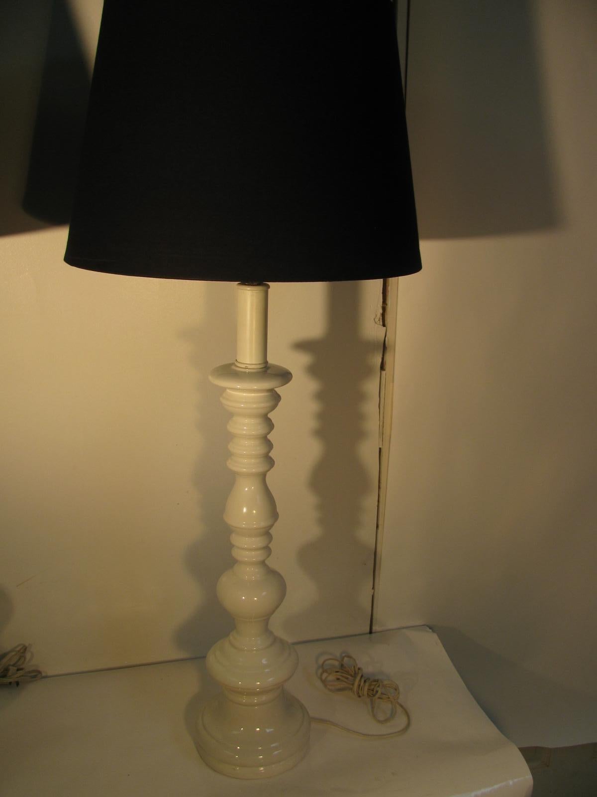 Pair of Tall Mid-Century Modern Classical Styled Porcelain Table Lamps In Good Condition For Sale In Port Jervis, NY