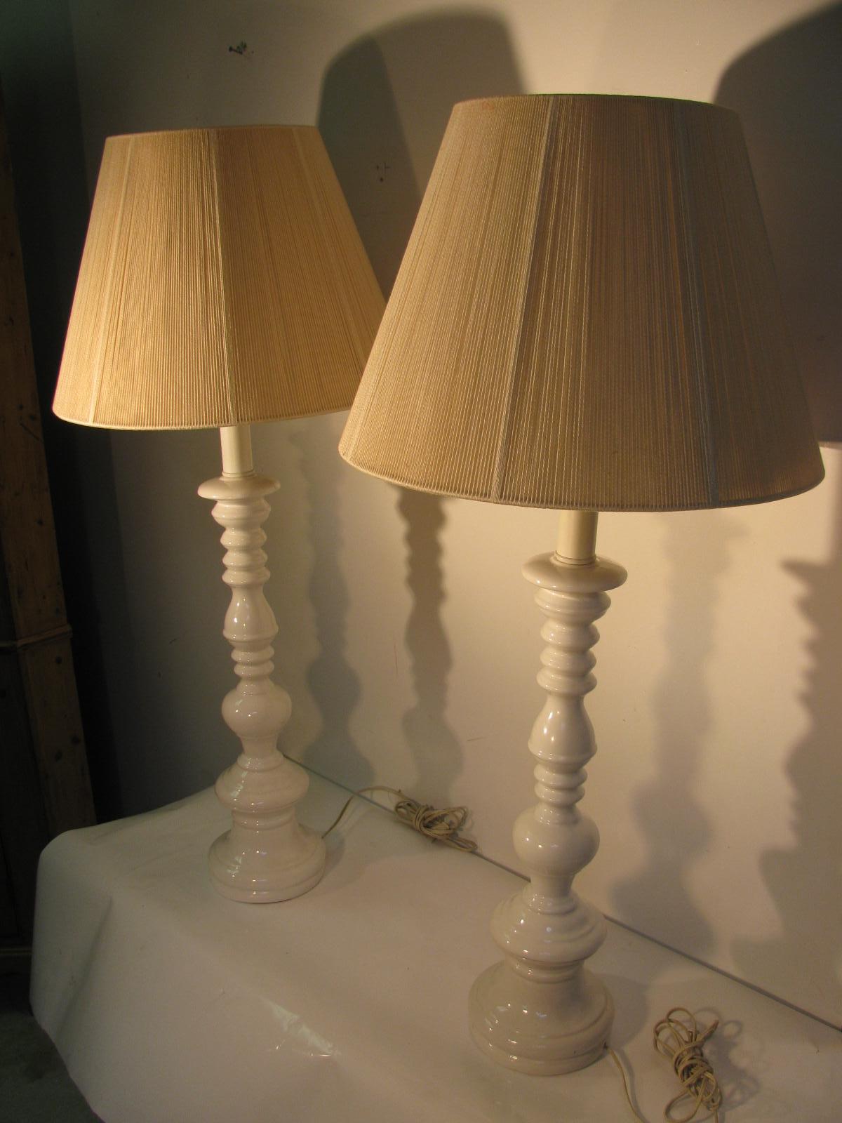 Mid-20th Century Pair of Tall Mid-Century Modern Classical Styled Porcelain Table Lamps For Sale