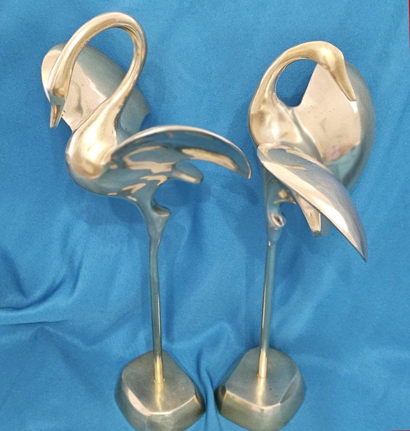 Mid-Century moderno Coppia di uccelli in ottone alti di metà secolo (gru o fenicotteri) VENDITA CHIUSA in vendita