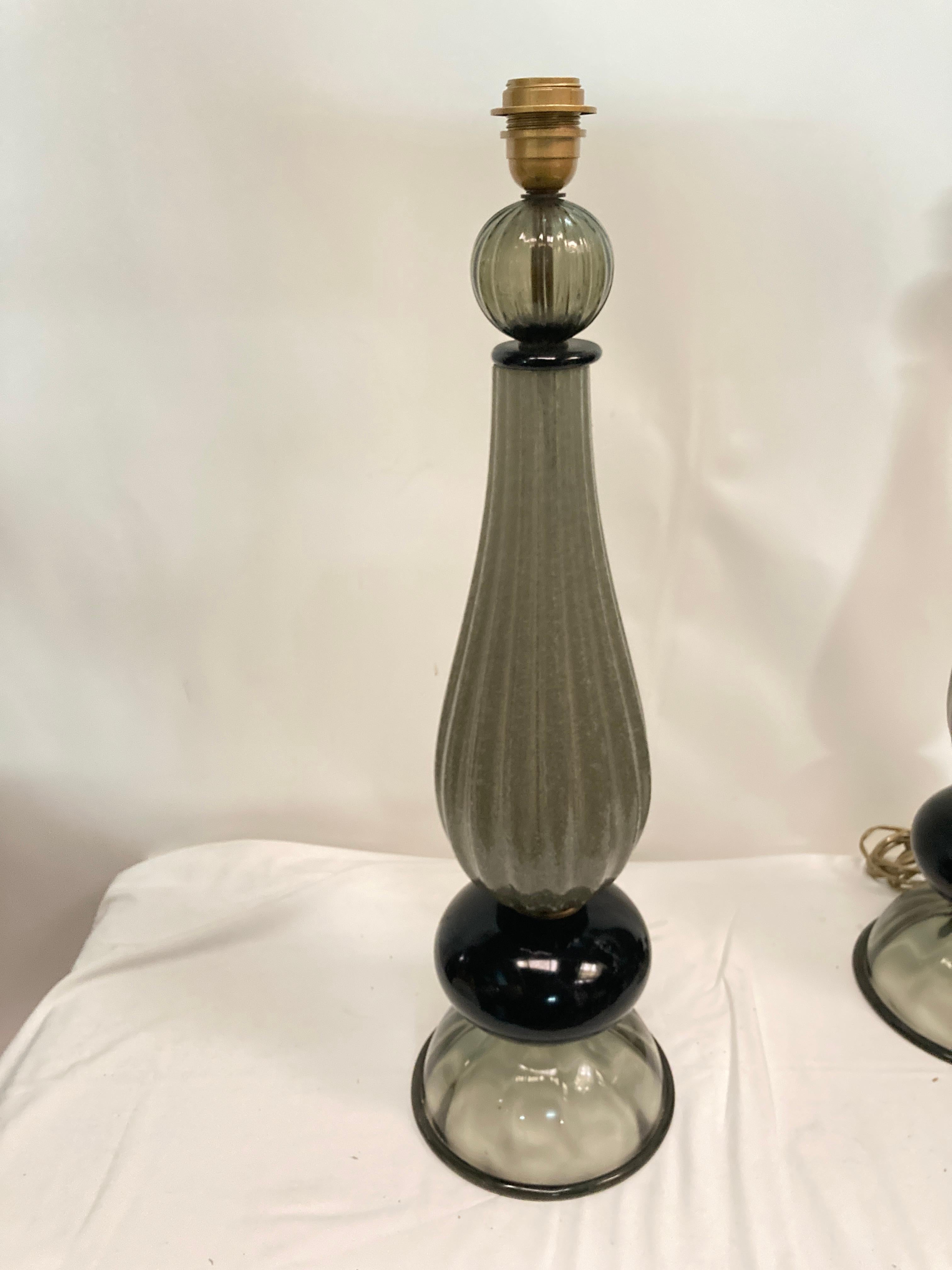 italien Paire de grandes lampes en verre de Murano en vente
