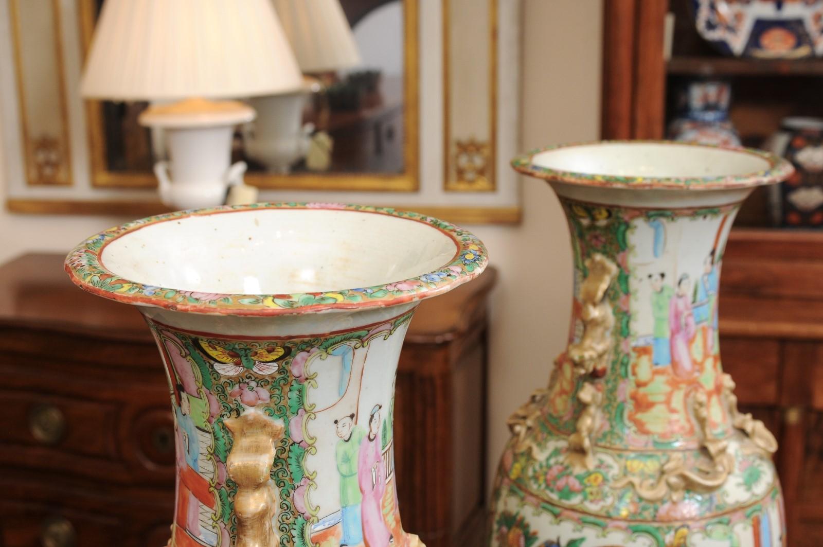 Pair of Tall Rose Medallion Porcelain Vases, Late 19th Century 3
