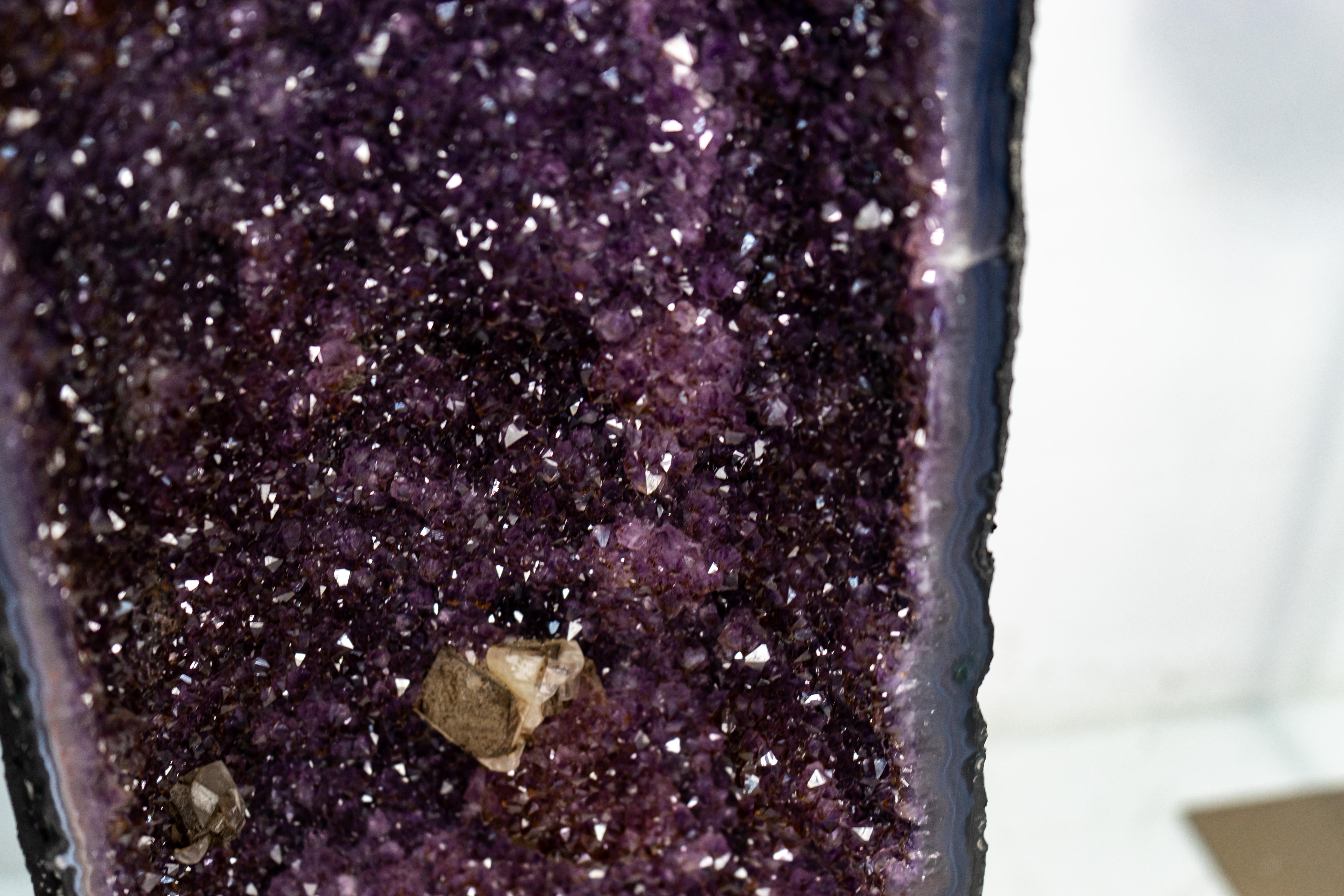 Pair of Tall Shiny Amethyst Cathedral Geodes In Excellent Condition For Sale In Ametista Do Sul, BR