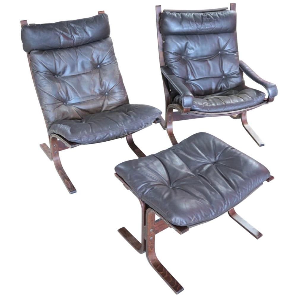 Pair of Tall Siesta Easy Chairs and Footrest, Ingmar Relling to Westnofa, 1960 For Sale