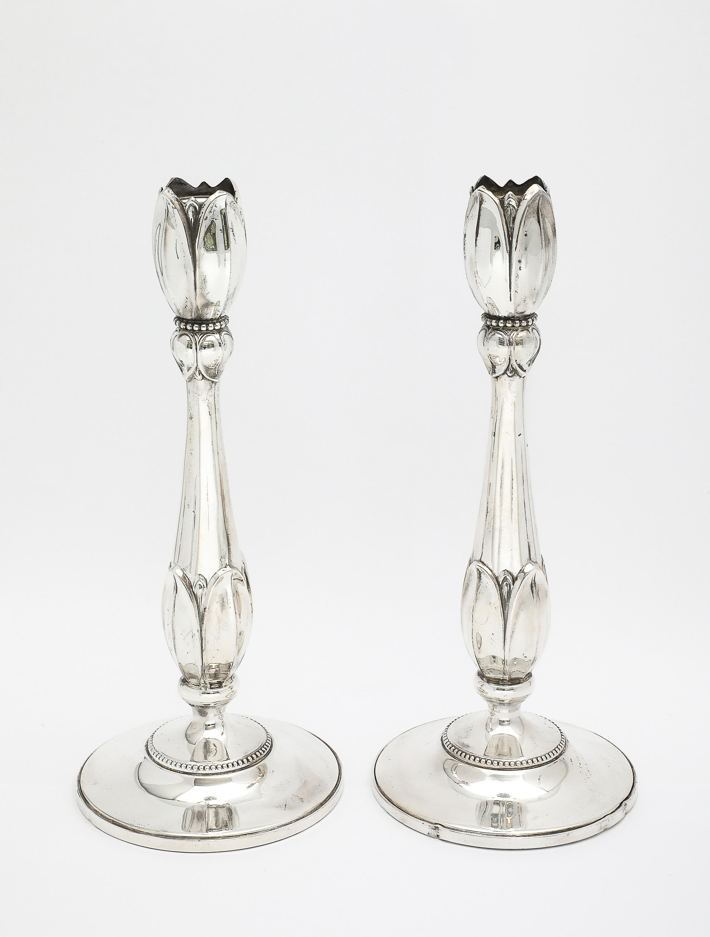 Pair of Tall Sterling Silver Art Nouveau-Style Flower-Form Candlesticks in vendita 8