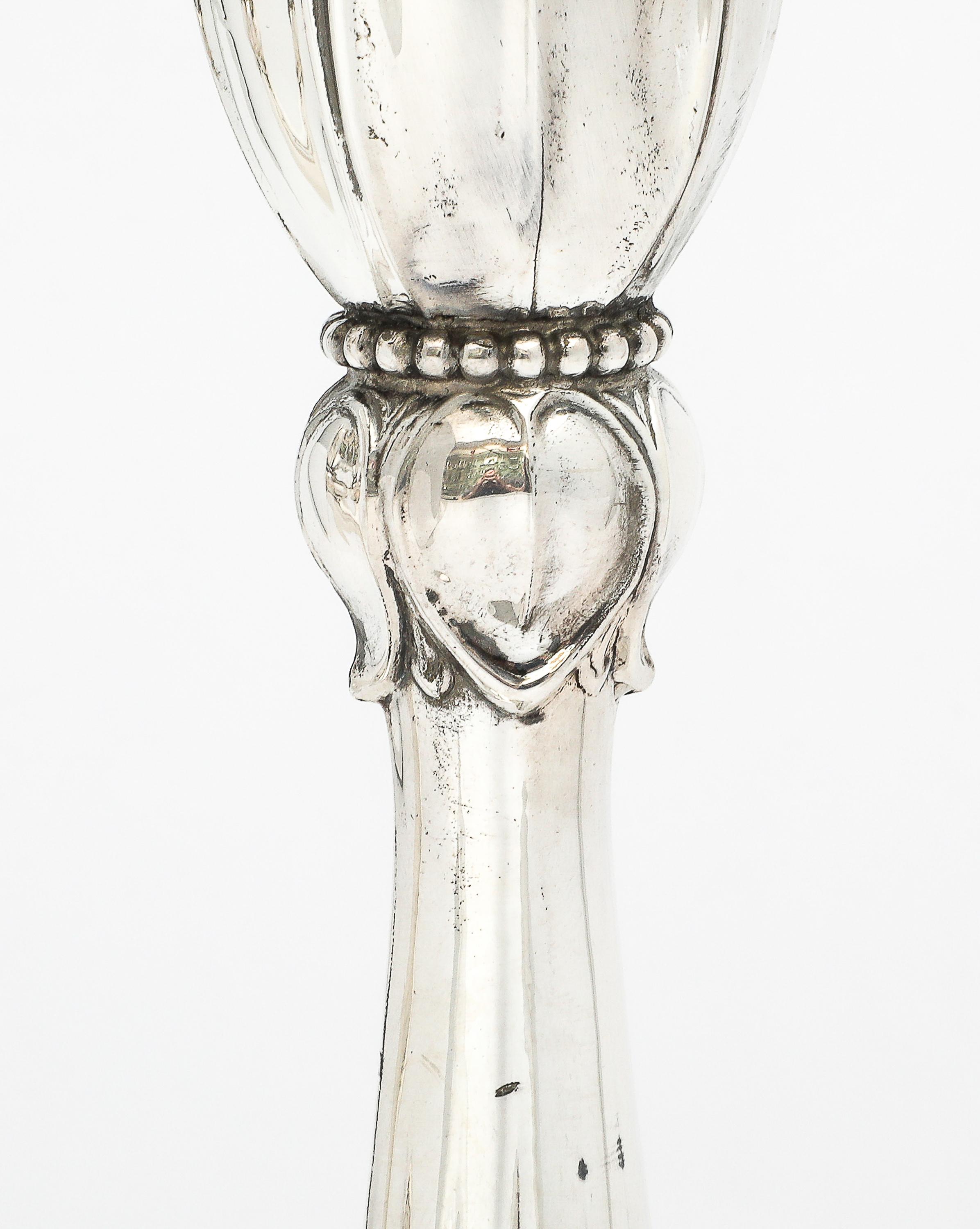 Pair of Tall Sterling Silver Art Nouveau-Style Flower-Form Candlesticks in vendita 11