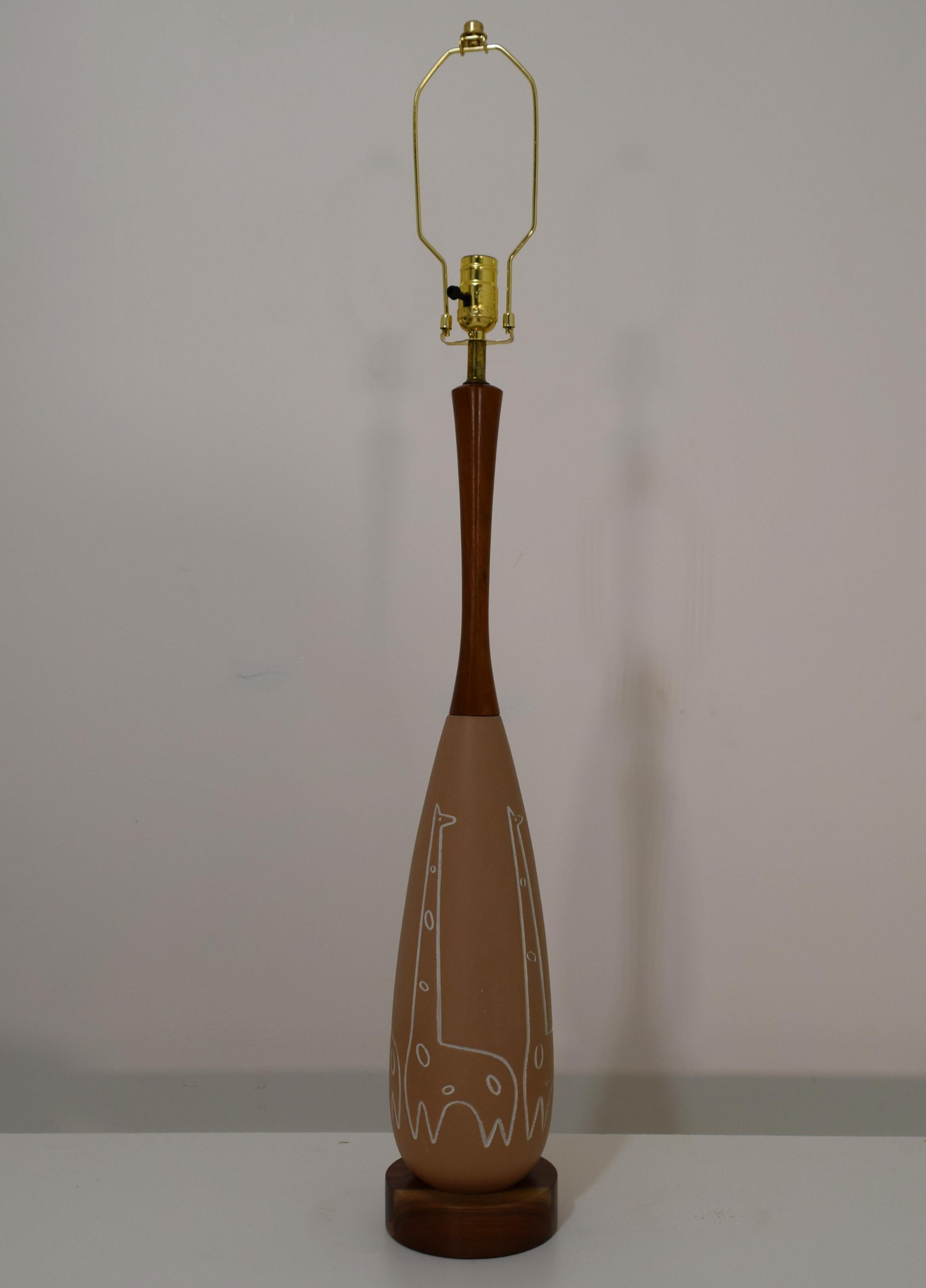 Milieu du XXe siècle Paire de lampes de table hautes par Raymor en vente