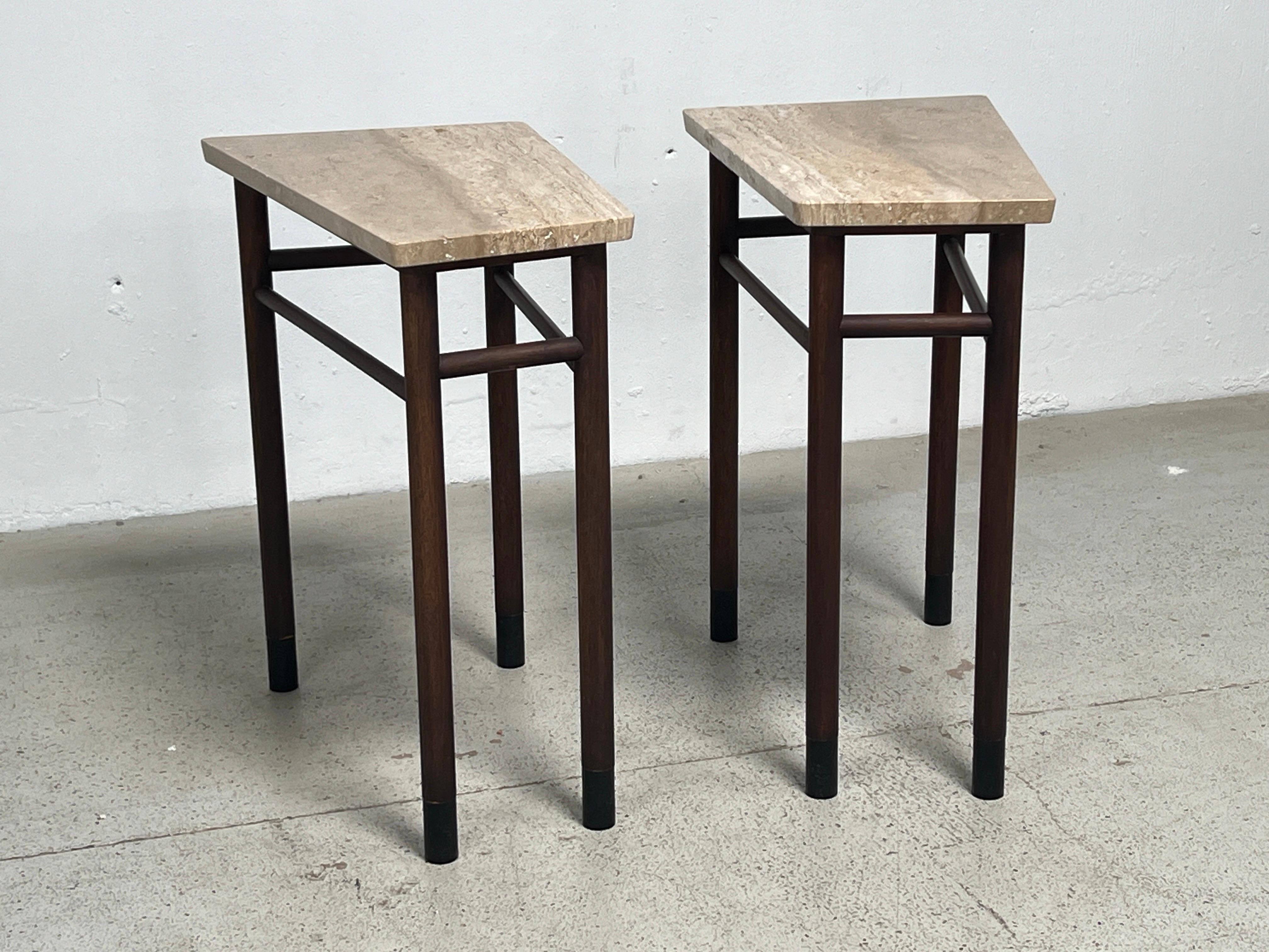 Paire de grandes tables d'appoint en travertin par Edward Wormley pour Dunbar en vente 3