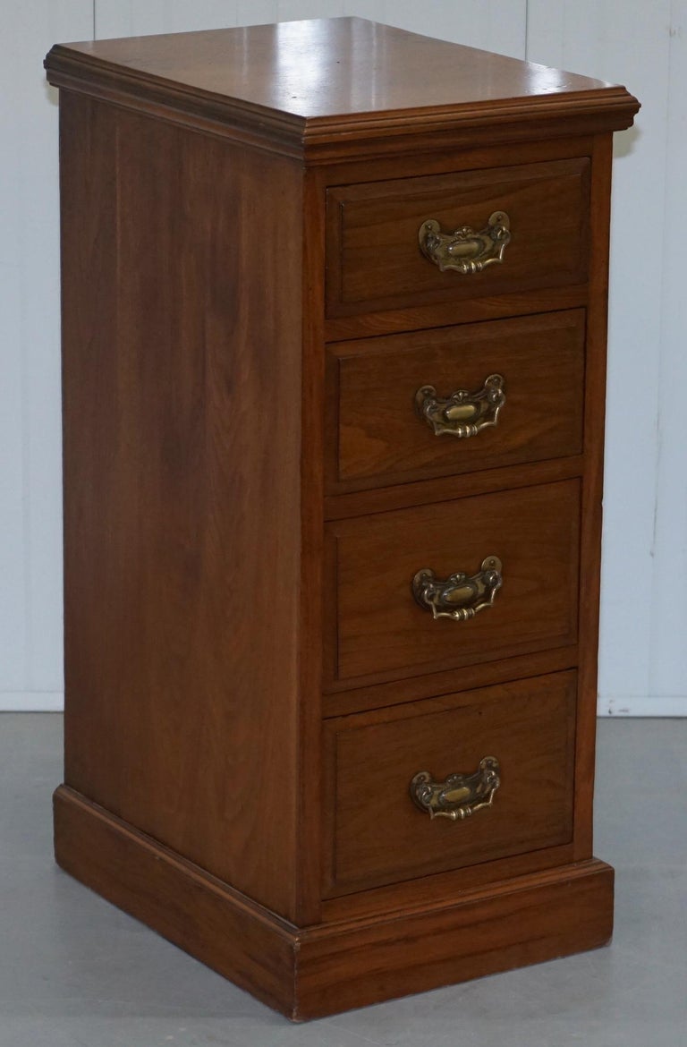 Pair of Tall Victorian Walnut Chest of Drawers, Lamp Wine Occasional End Tables For Sale 5