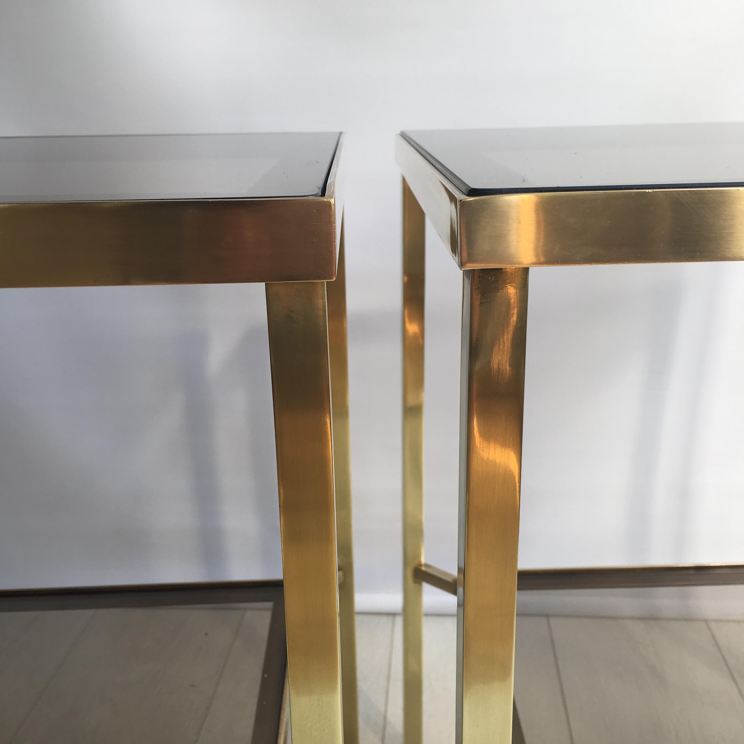 Pair of Tall Vintage Brass Side Tables In Good Condition In Copthorne, GB