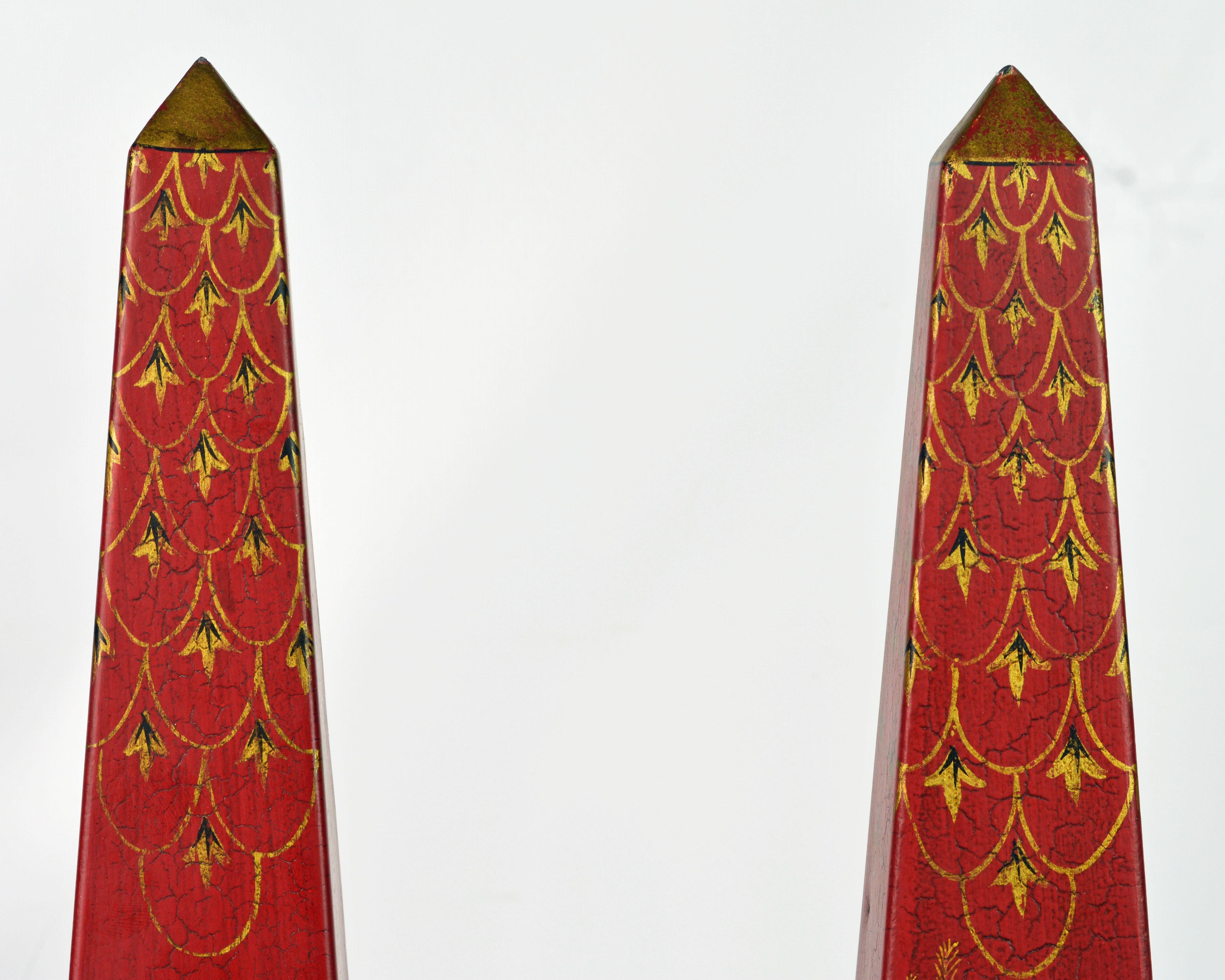 Neoclassical Pair of Tall Vintage Italian Chinoiserie Painted Tole Obelisk Models