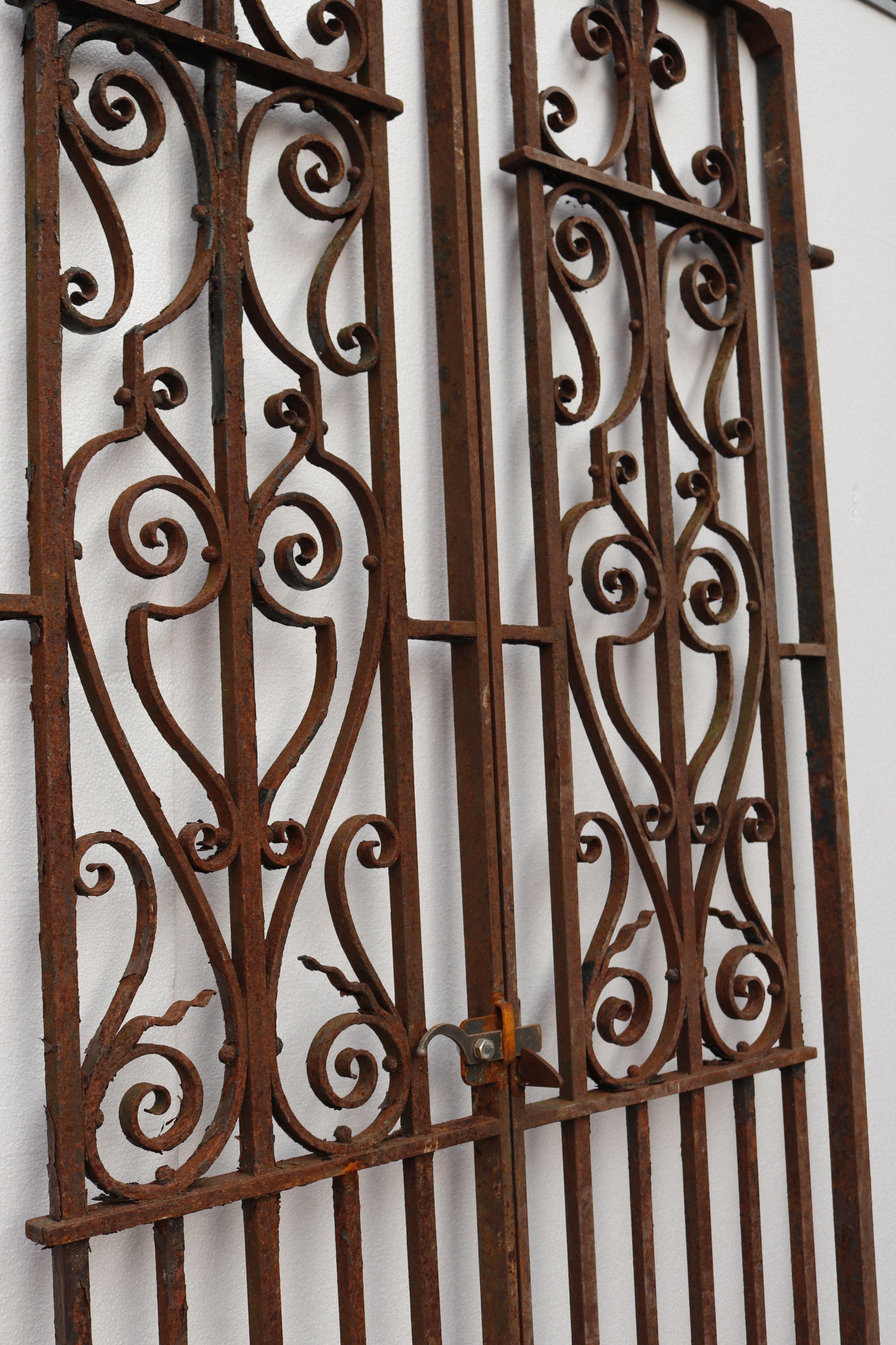 Pair of Tall Wrought Iron Gates In Good Condition For Sale In Wormelow, Herefordshire
